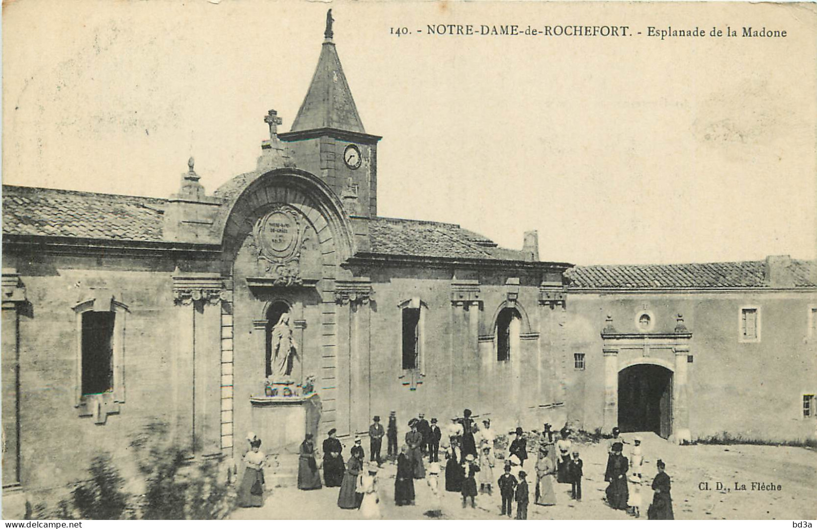  30   NOTRE DAME DE ROCHEFORT   ESPLANADE DE LA MADONE - Rochefort-du-Gard