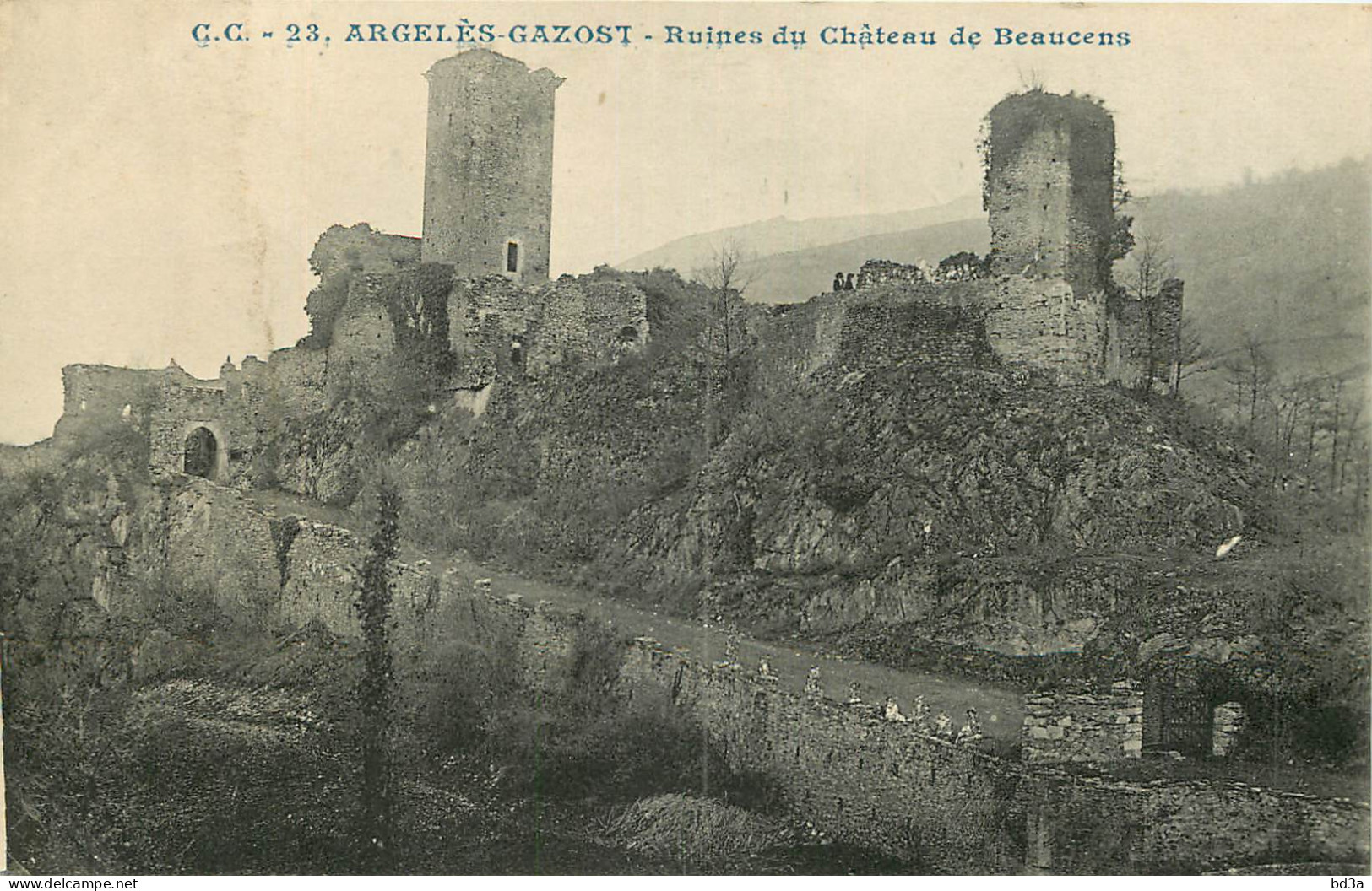  65   ARGELES GAZOST   RUINES DU CHATEAU DE BEAUCENS - Argeles Gazost