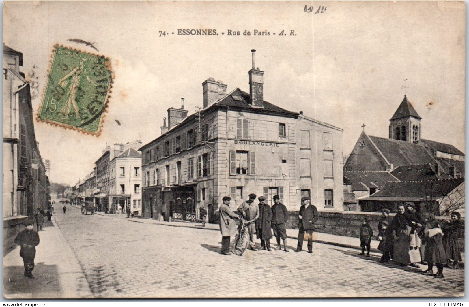 91 ESSONNES - La Rue De Paris  - Essonnes