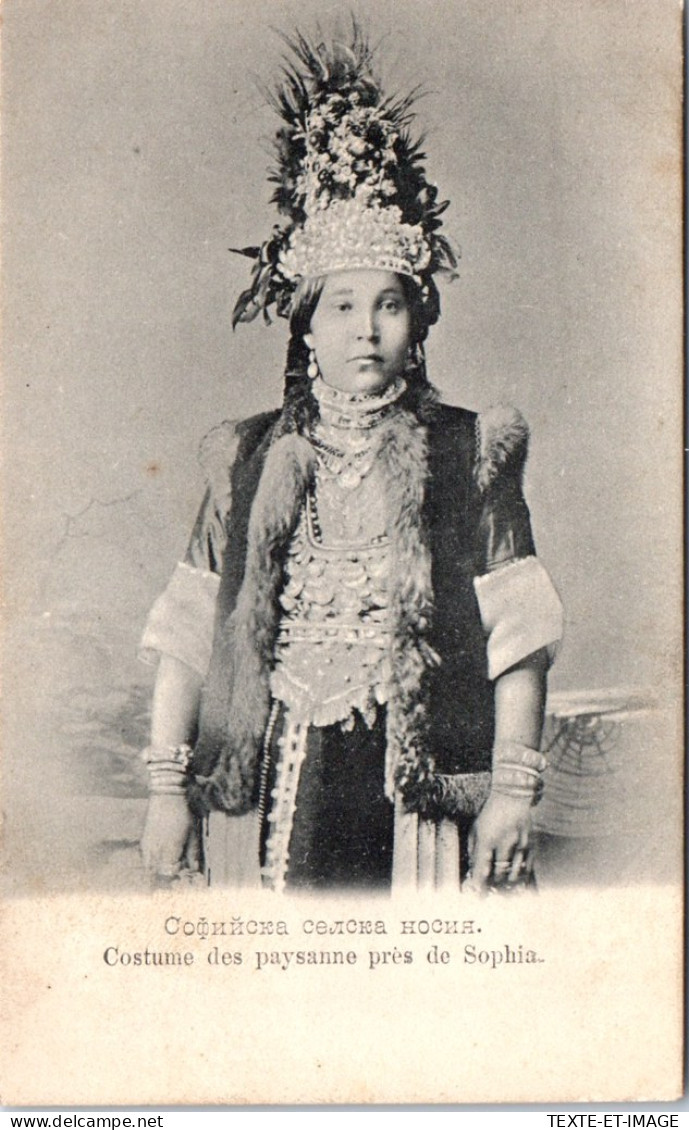 BULGARIE - Costume De Paysanne Pres De Sophia  - Bulgarien