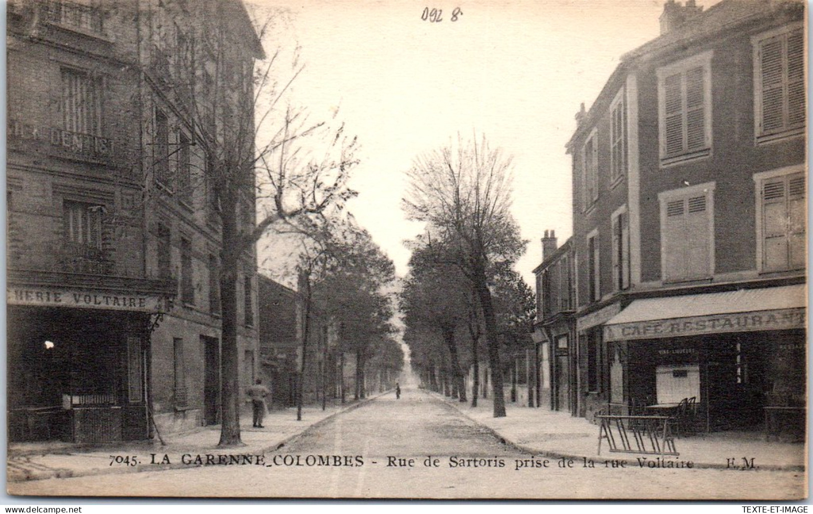 92 LA GARENNE - Rue De Sartoris Prise De La Rue Voltaire. - La Garenne Colombes
