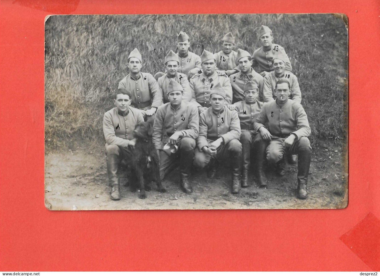 MILITARIA Carte Photo Animée Avec Soldat Nommés Au Verso - Andere Oorlogen