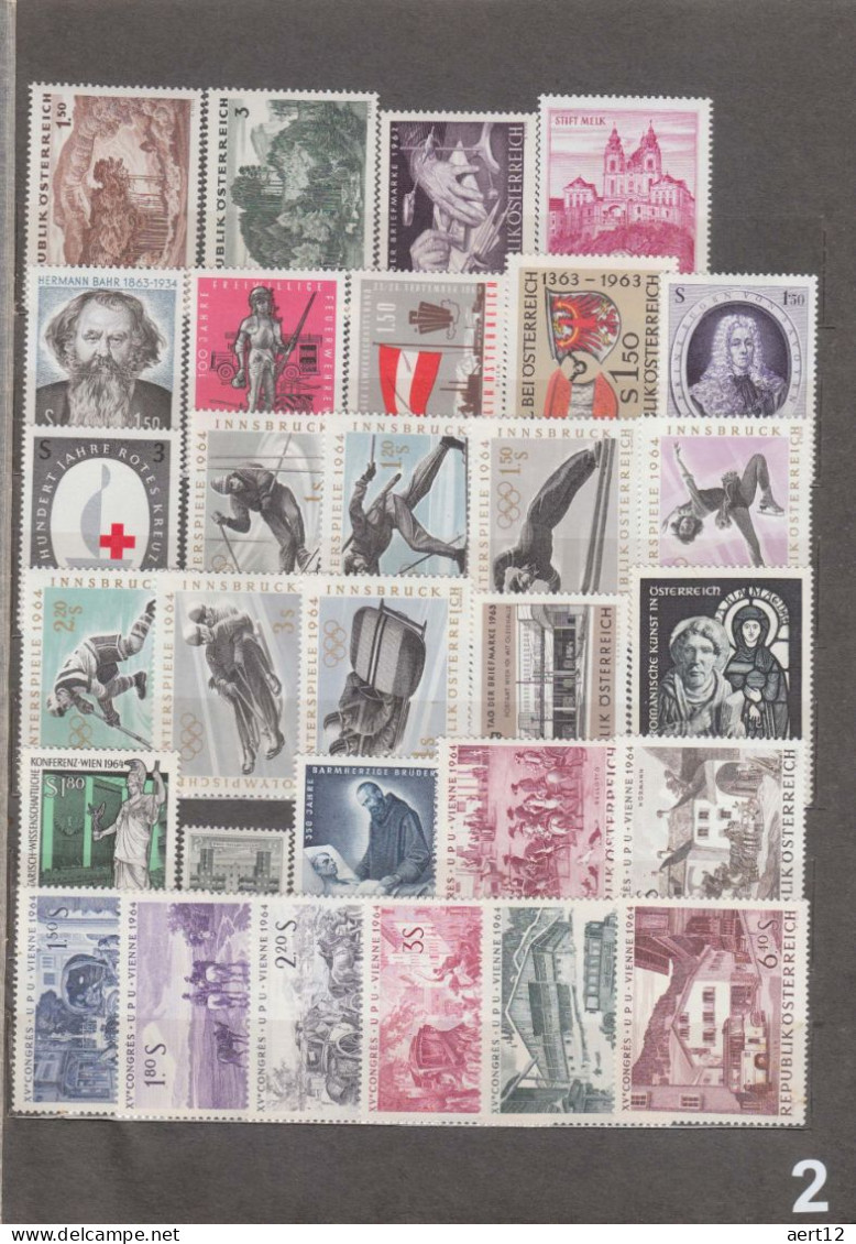 Austria, Michel Catalog Value: 873 EUR, Colection With Album - Sammlungen (im Alben)