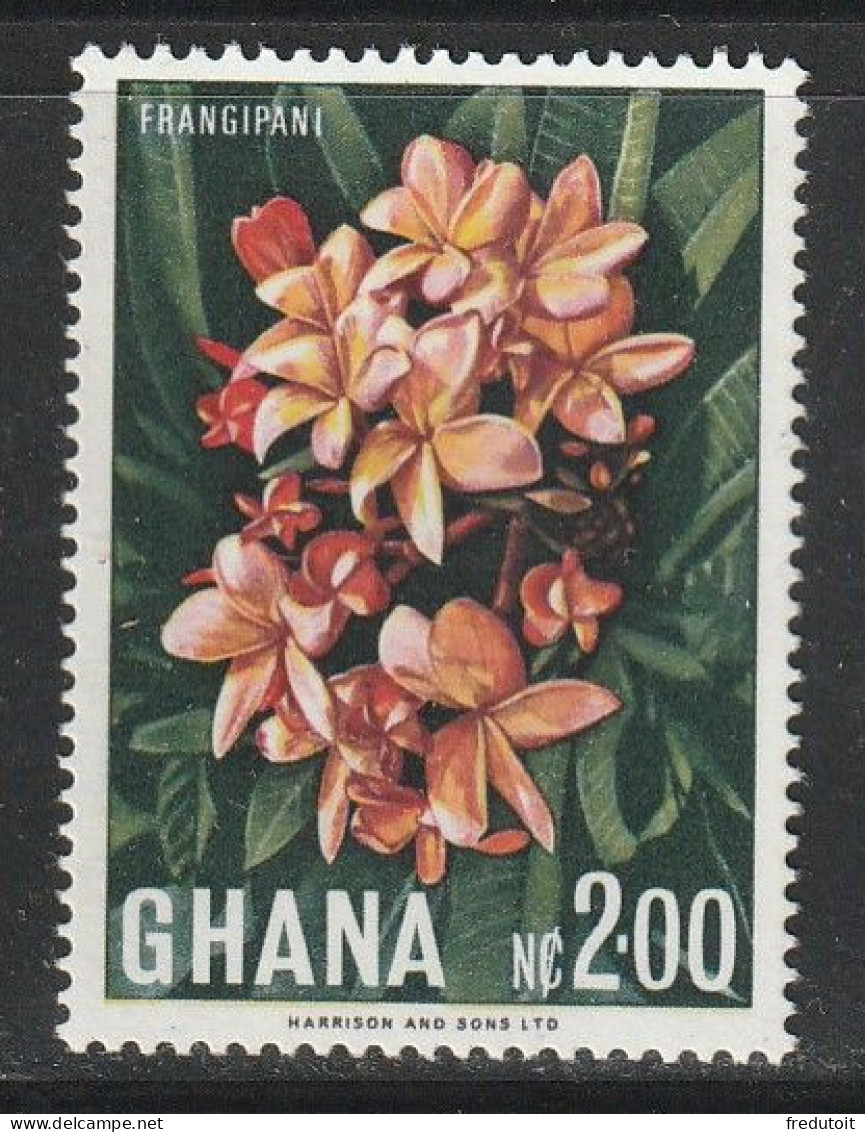 GHANA - N°291 ** (1967)  Fleurs : Frangipane - Ghana (1957-...)