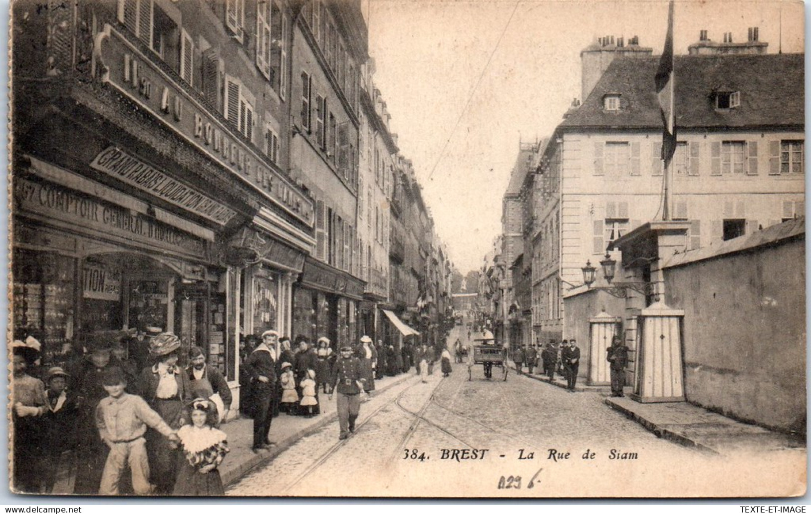 29 BREST - La Rue De Siam. - Brest