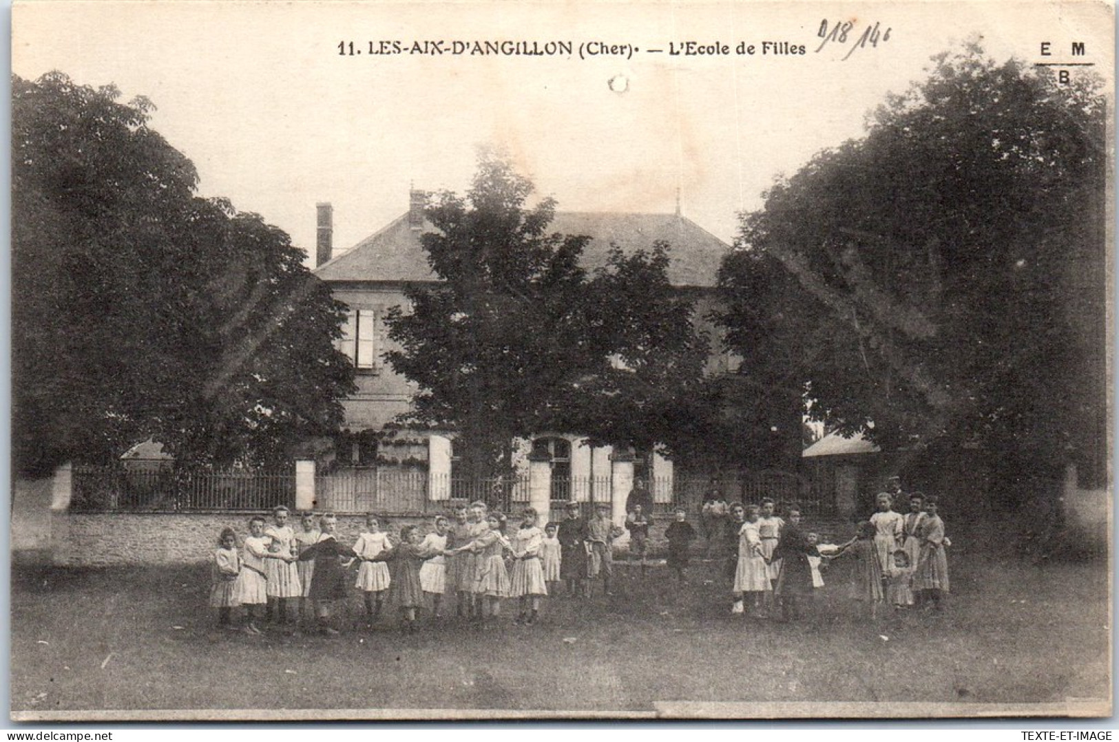 18 LES AIX D'ANGILLON - L'ecole De Filles. - Les Aix-d'Angillon