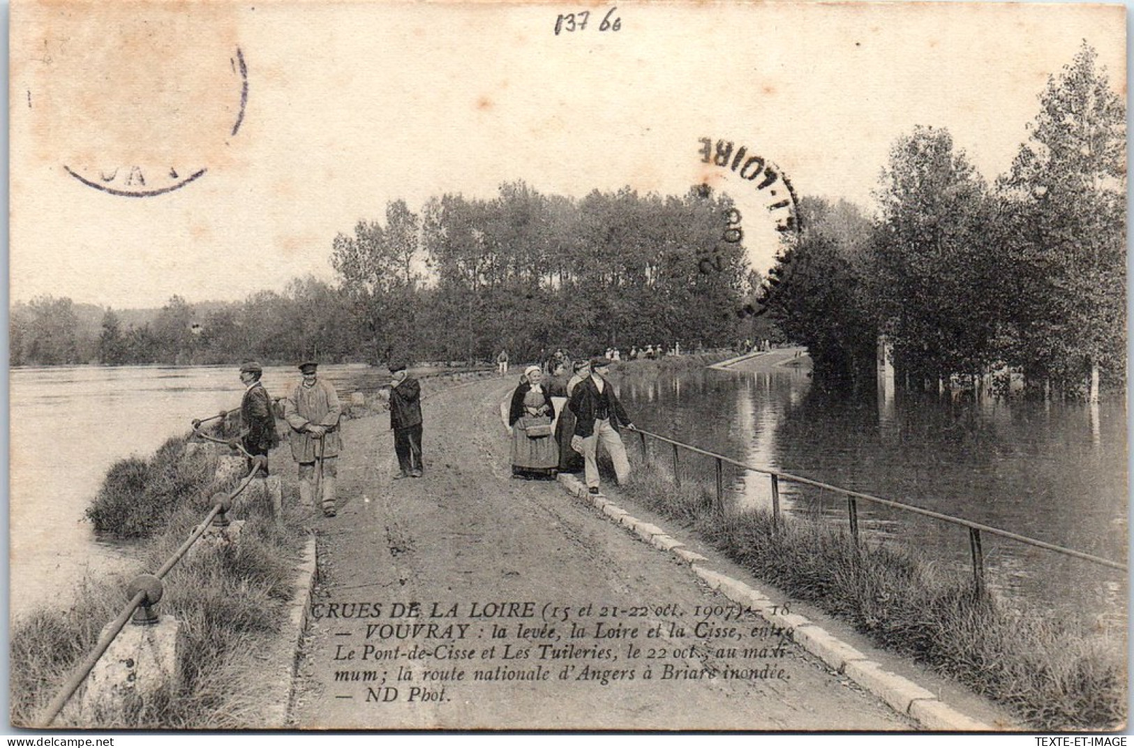 37 VOUVRAY - La Levee Pendant La Crue De 1907  - Vouvray