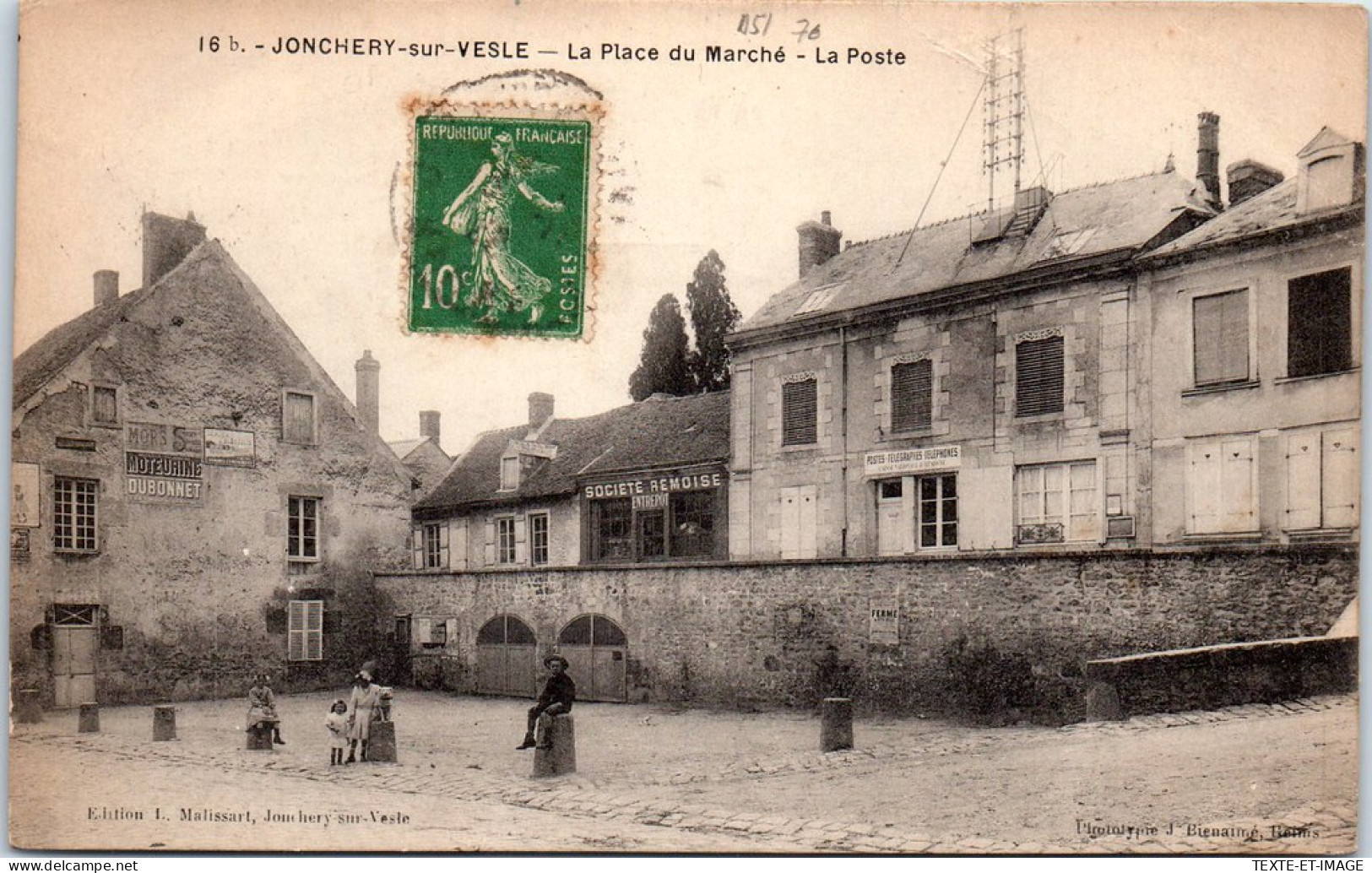 51 JONCHERY SUR VESLE - La Place Du Marche, La Poste  - Jonchery-sur-Vesle