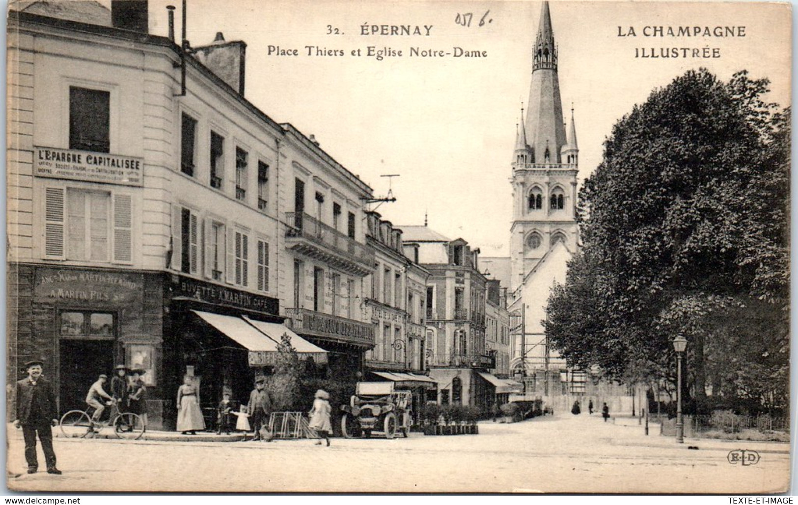 51 EPERNAY - La Place Thiers Et Eglise Notre Dame. - Epernay