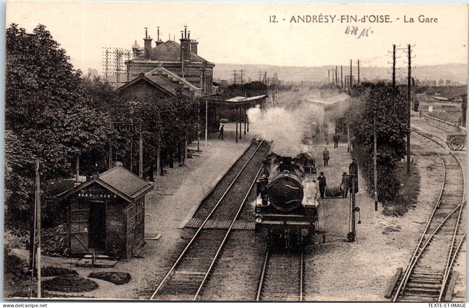 78 ANDRESY - La Gare (locomotive). - Andresy