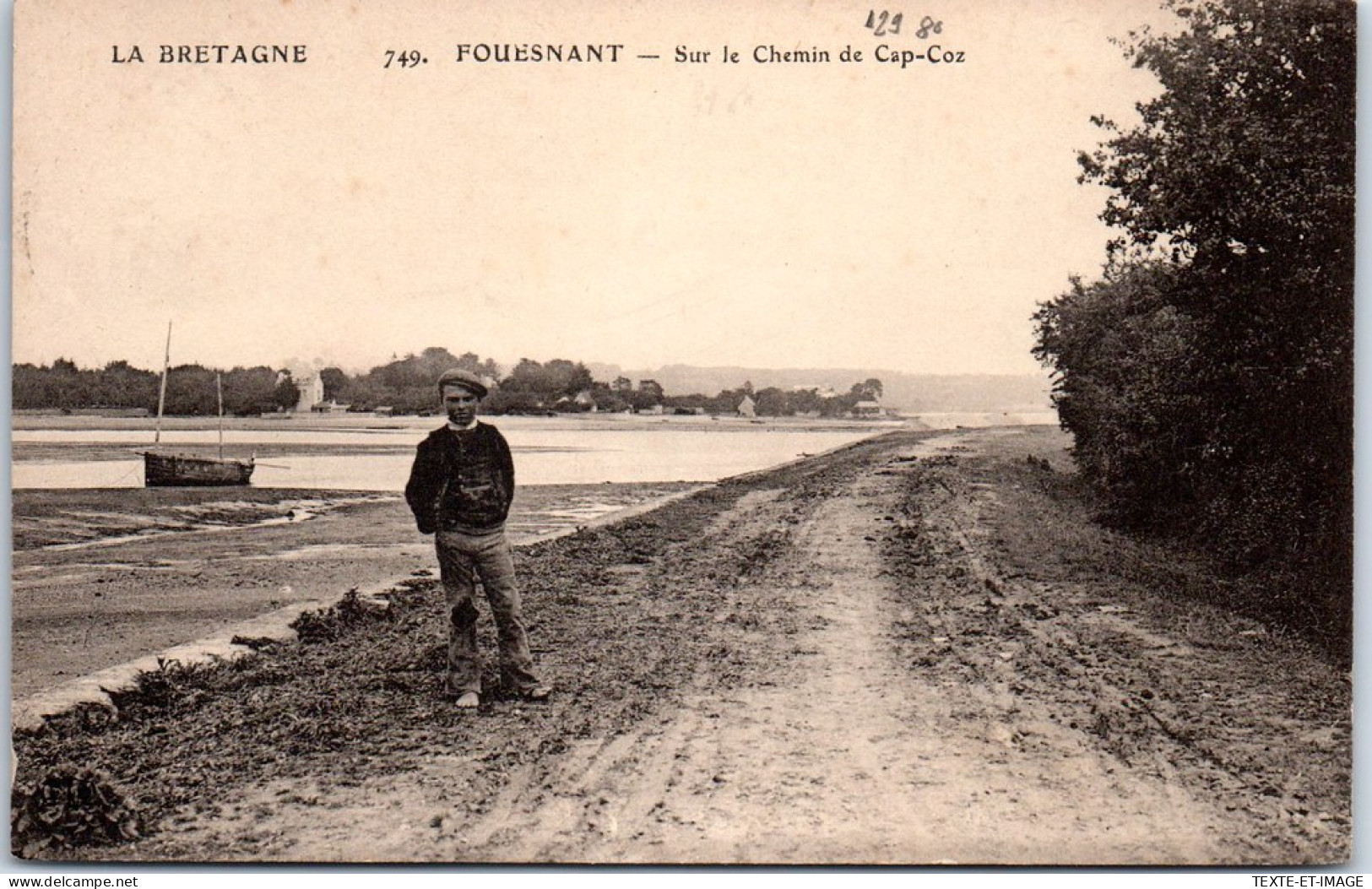 29 FOUESNANT - Sur Le Chemin Du Cap Coz. - Fouesnant