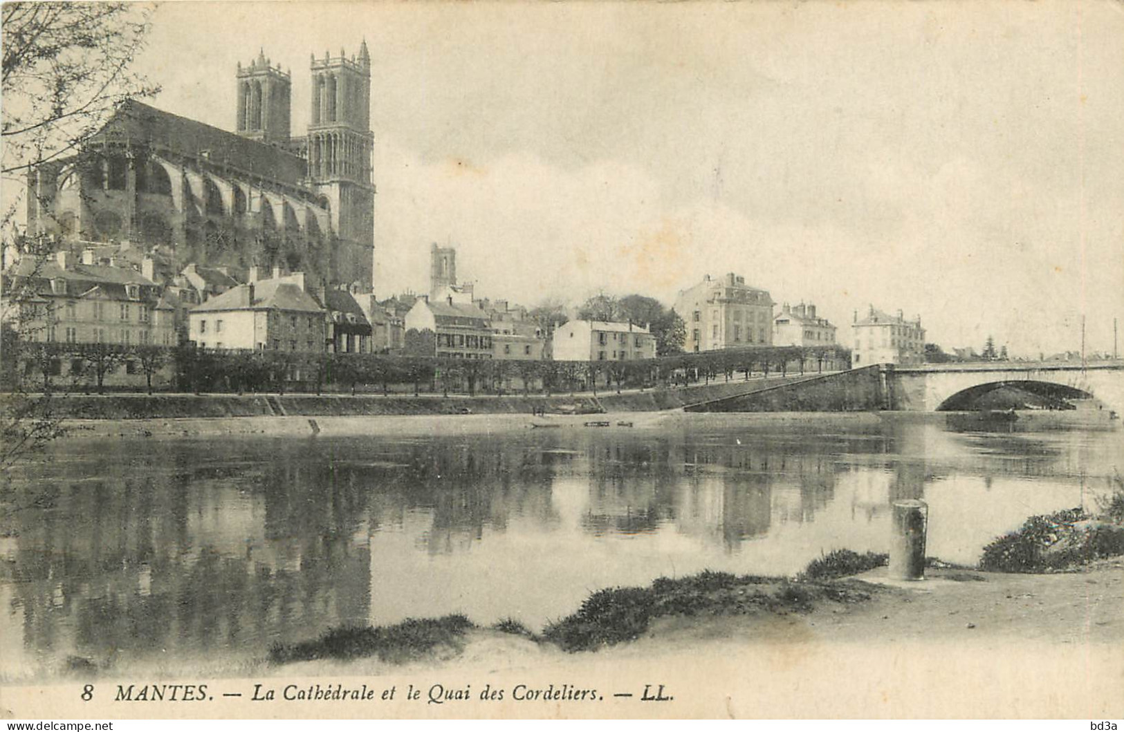 78 - MANTES - LA CATHEDRALE ET LE QUAI DES CORDELIERS - Mantes La Ville