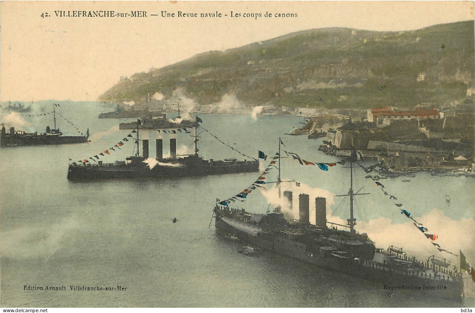 06 - VILLEFRANCHE SUR MER - UNE REVUE NAVALE - LES COUPS DE CANON - Villefranche-sur-Mer