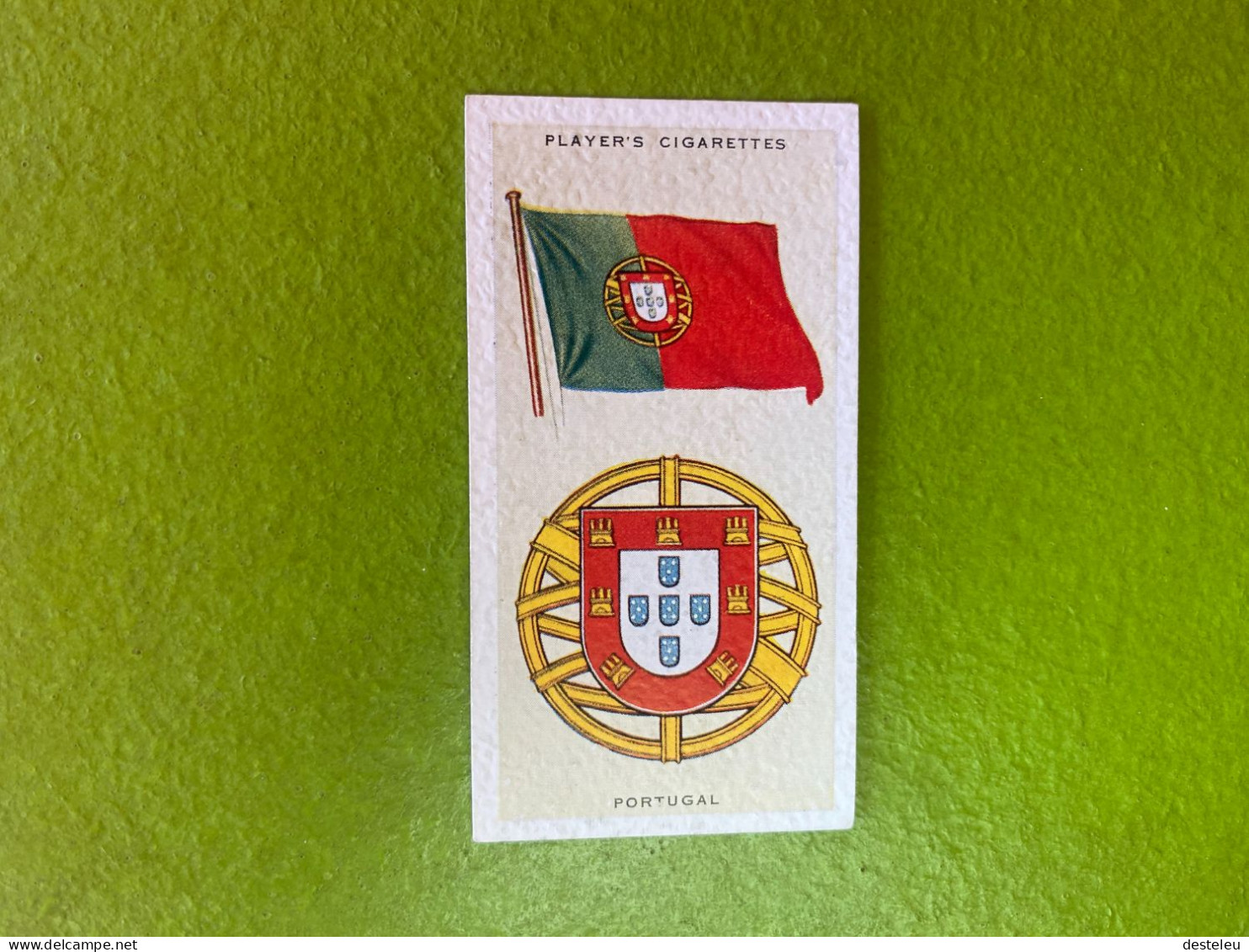 Player's Cigarettes Card National Flags And Arms - Portugal - Sonstige & Ohne Zuordnung