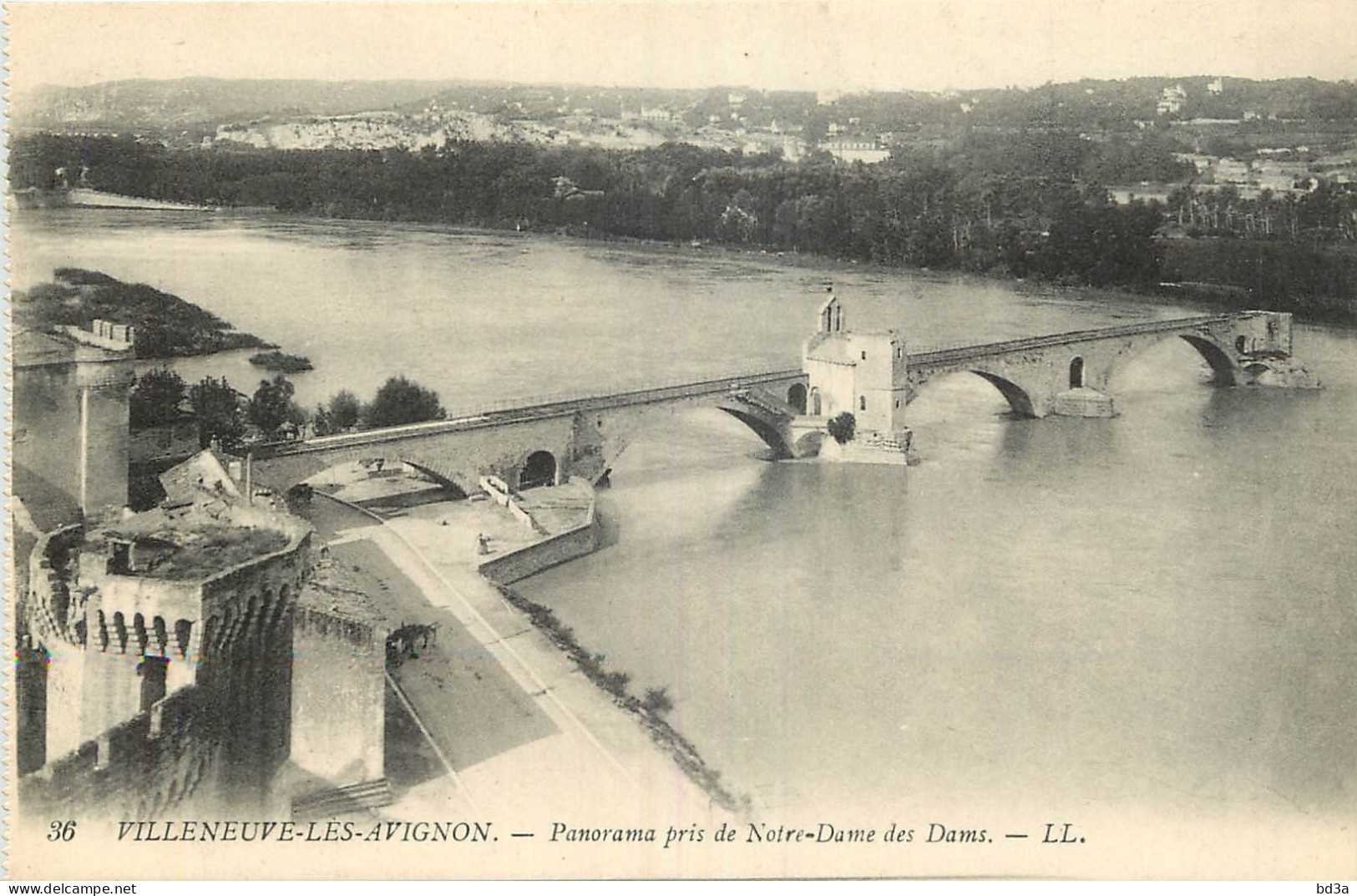 30  - VILLENEUVE LES AVIGNON - PANORAMA PRIS DE NOTRE DAME DES DAMS - Villeneuve-lès-Avignon