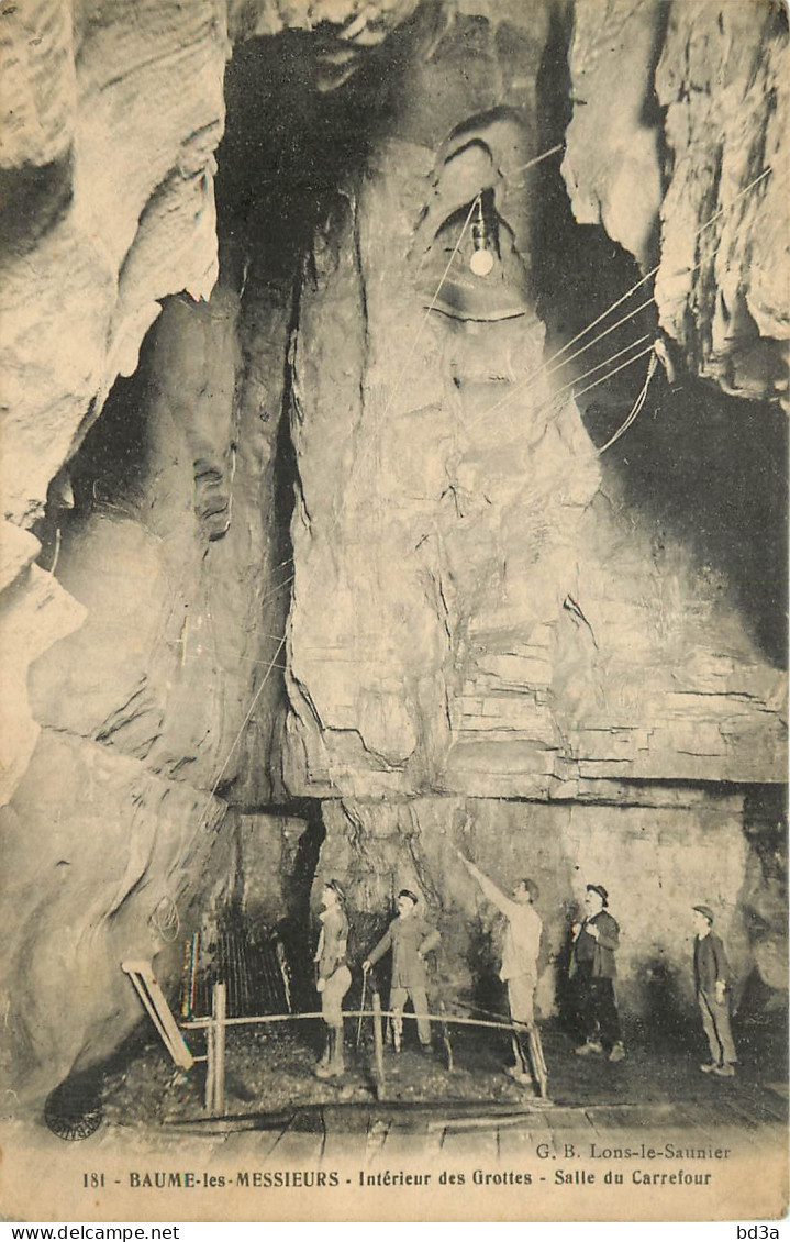 39 -  BAUME LES MESSIEURS - INTERIEUR DES GROTTES - INTERIEUR DES GROTTES - SALLE DU CARREFOUR - Baume-les-Messieurs