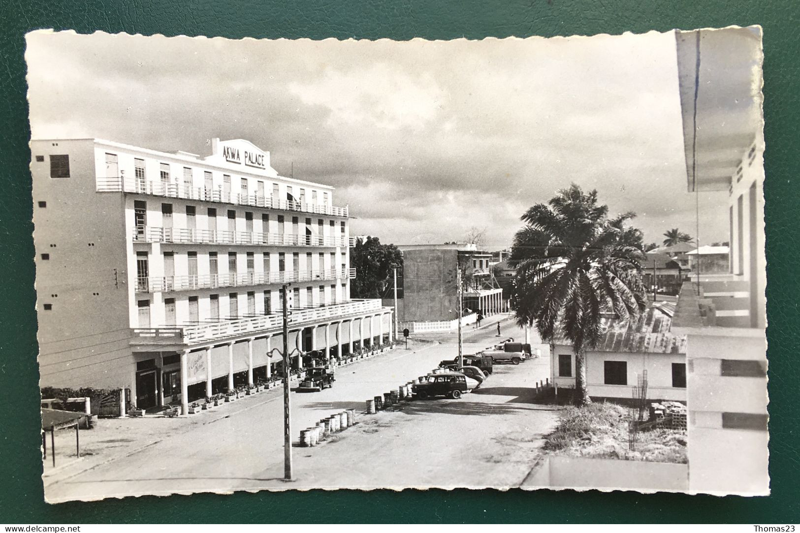 Akwa Palace, Lib "Au Messager", N° 1522 - Camerun