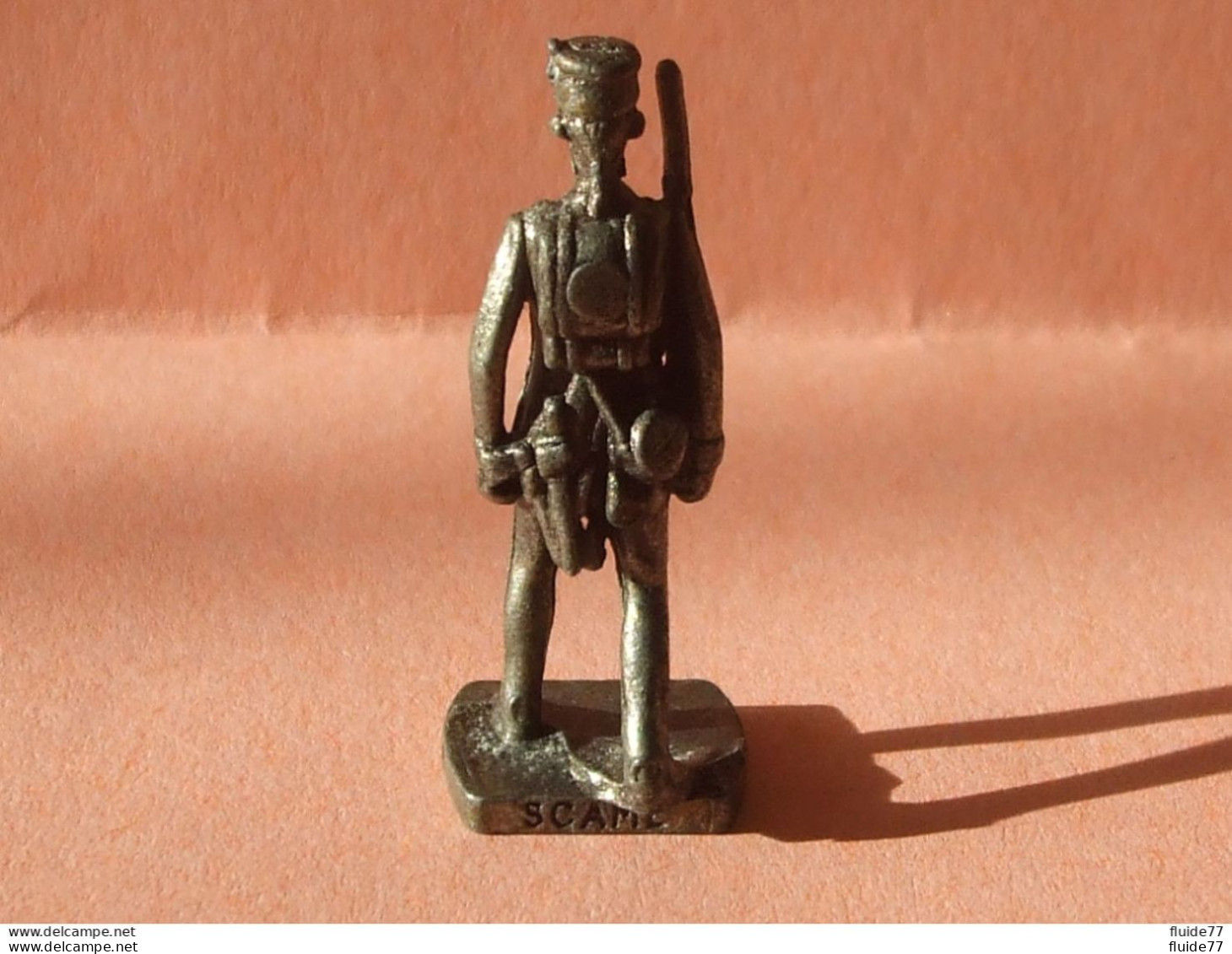@ BRITANNIQUES De 1770 - Officier Commissionnaire  GB  1783 @ - Metal Figurines
