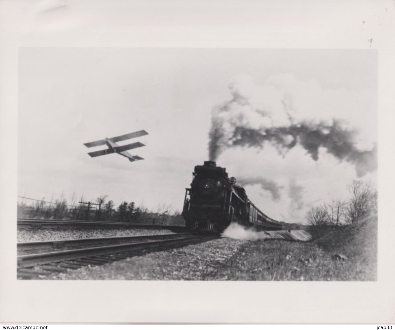 TRAIN  -  PHOTO HEDRICH-BLESSING  -  Dimension 25 X 20.5  -  CANADIAN NATIONAL  -  AEROPLANE  - - Trains