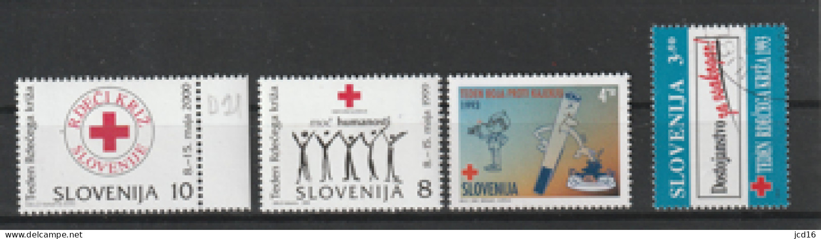 Lot 4 Timbres SLOVENIE Croix Rouge Red Cross  Neufs - Red Cross