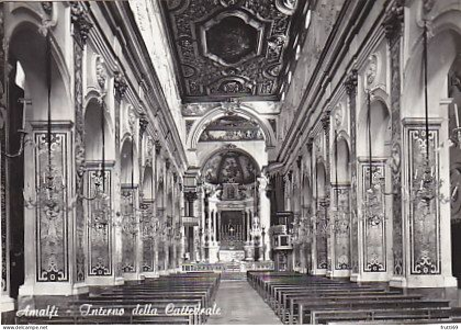 AK 216725 ITALY - Amalfi - Interno Della Cattedrale - Otros & Sin Clasificación