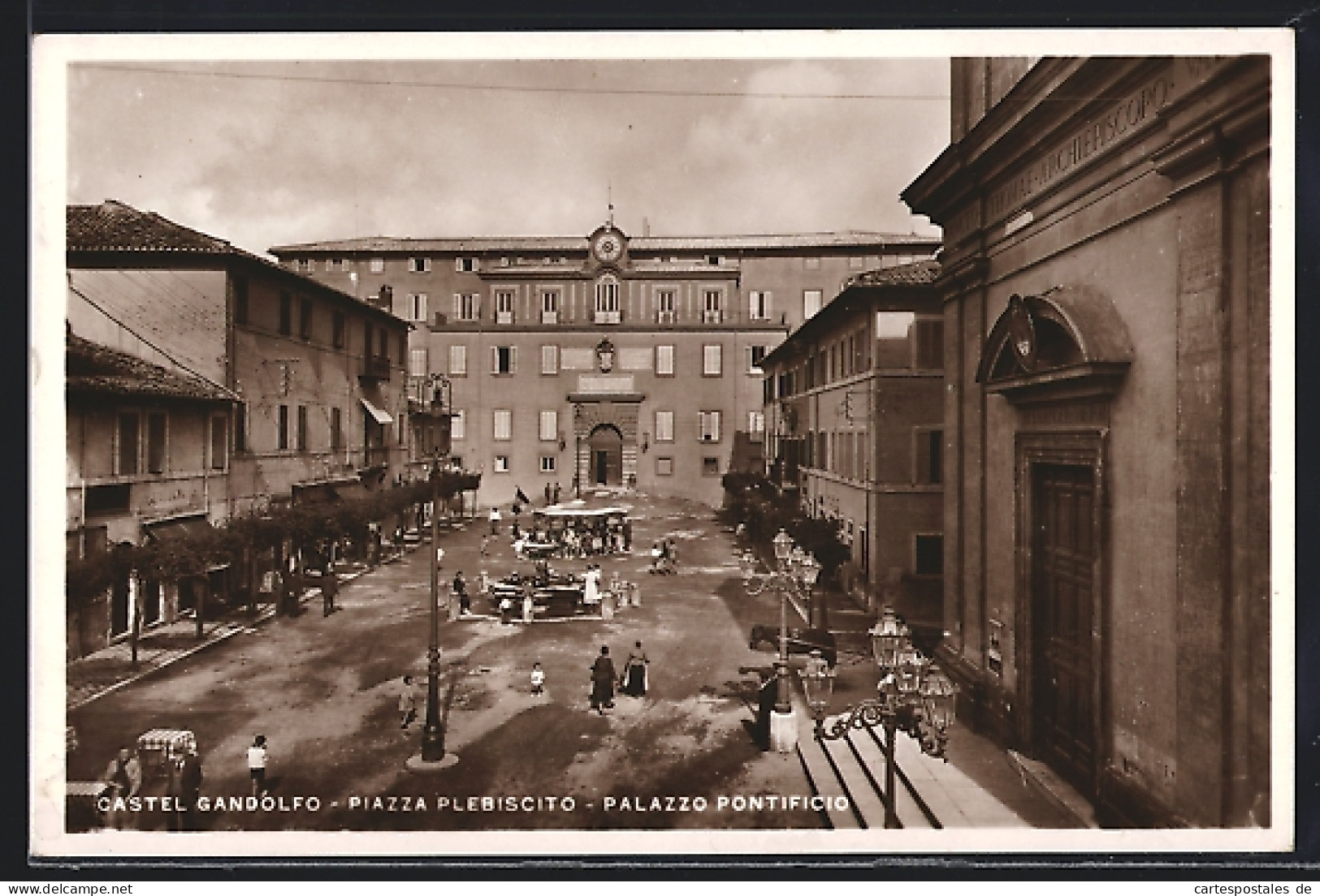 Cartolina Castel Gandolfo, Piazza Plabiscito, Palazzo Pontificio  - Otros & Sin Clasificación