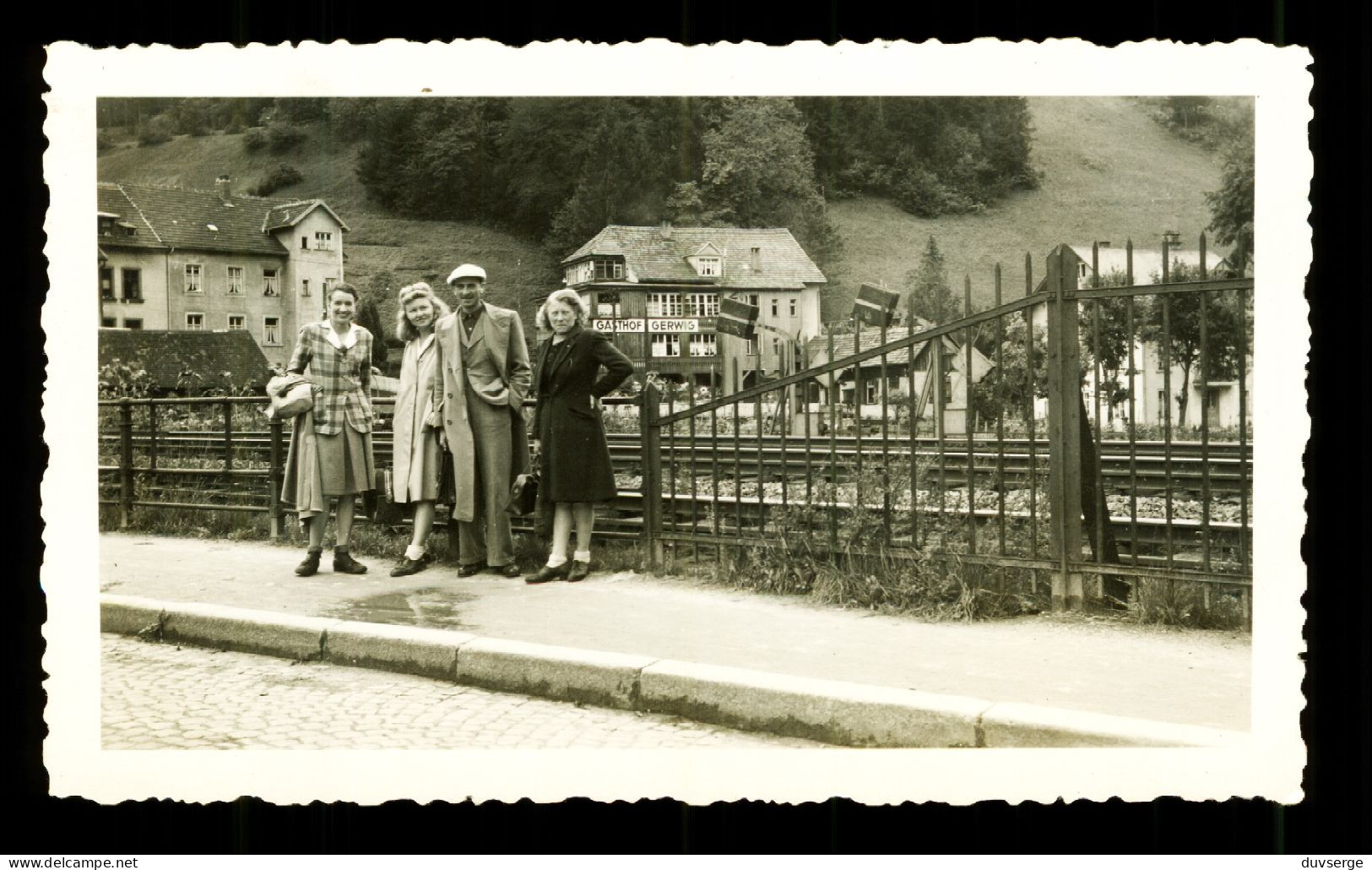 Petite Photo Suisse FR Fribourg La Gare ( Format 6,8cm X 11cm ) - Trains