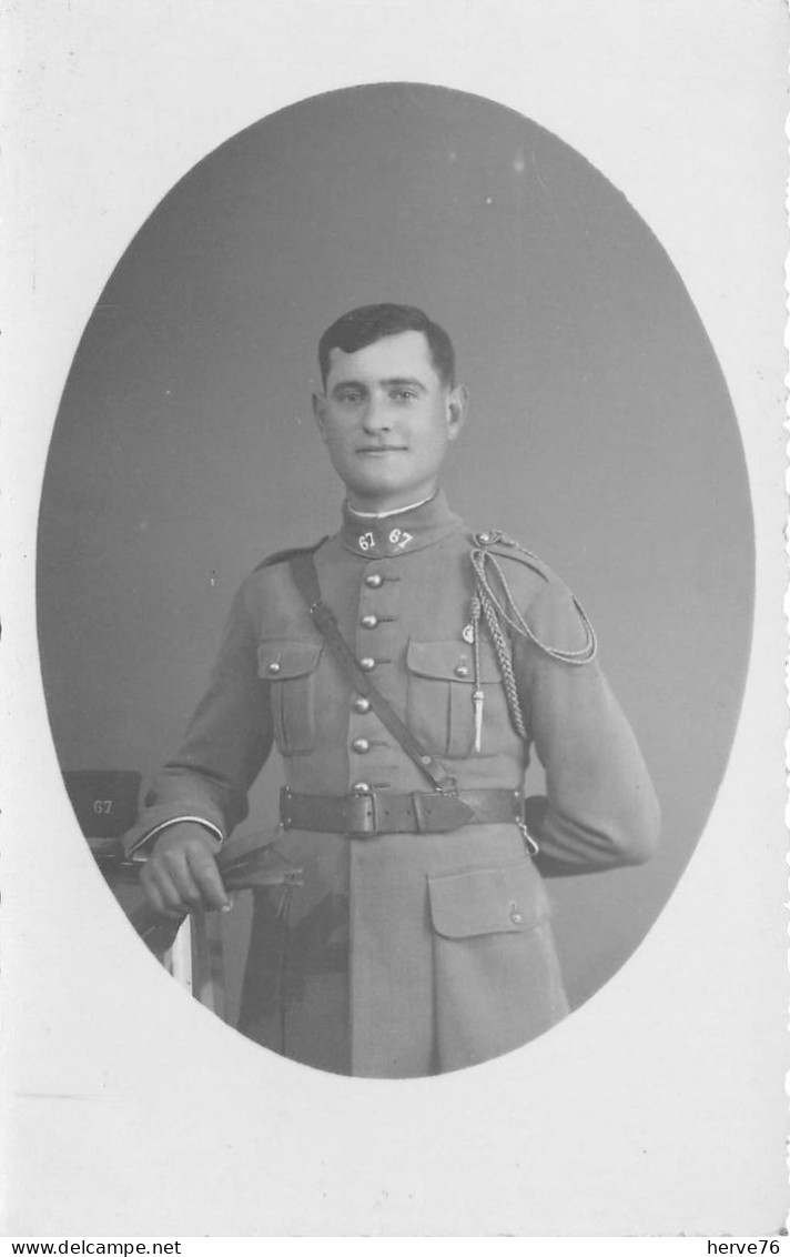 Militaria - Carte Photo - Portrait Médaillon - Soldat Du 67ème Régiment - Regimente