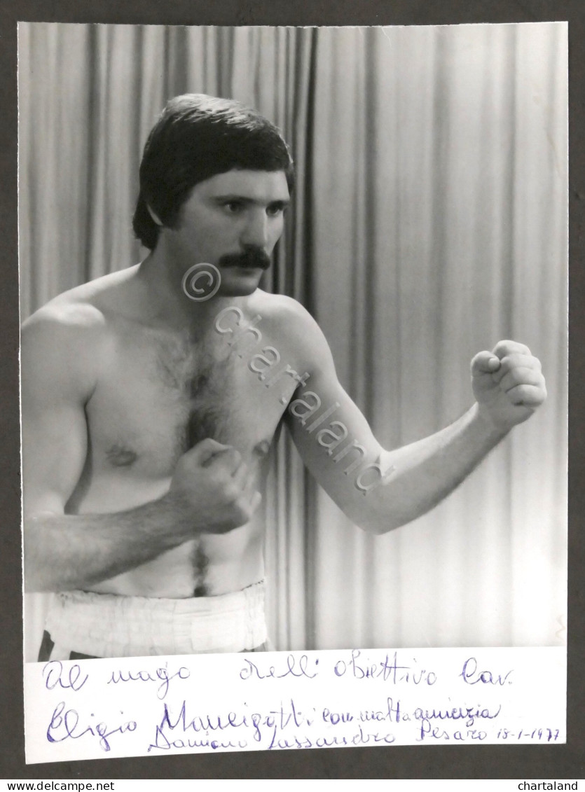 Fotografia Con Autografo Del Pugile Damiano Lassandro - 1977 - Andere & Zonder Classificatie
