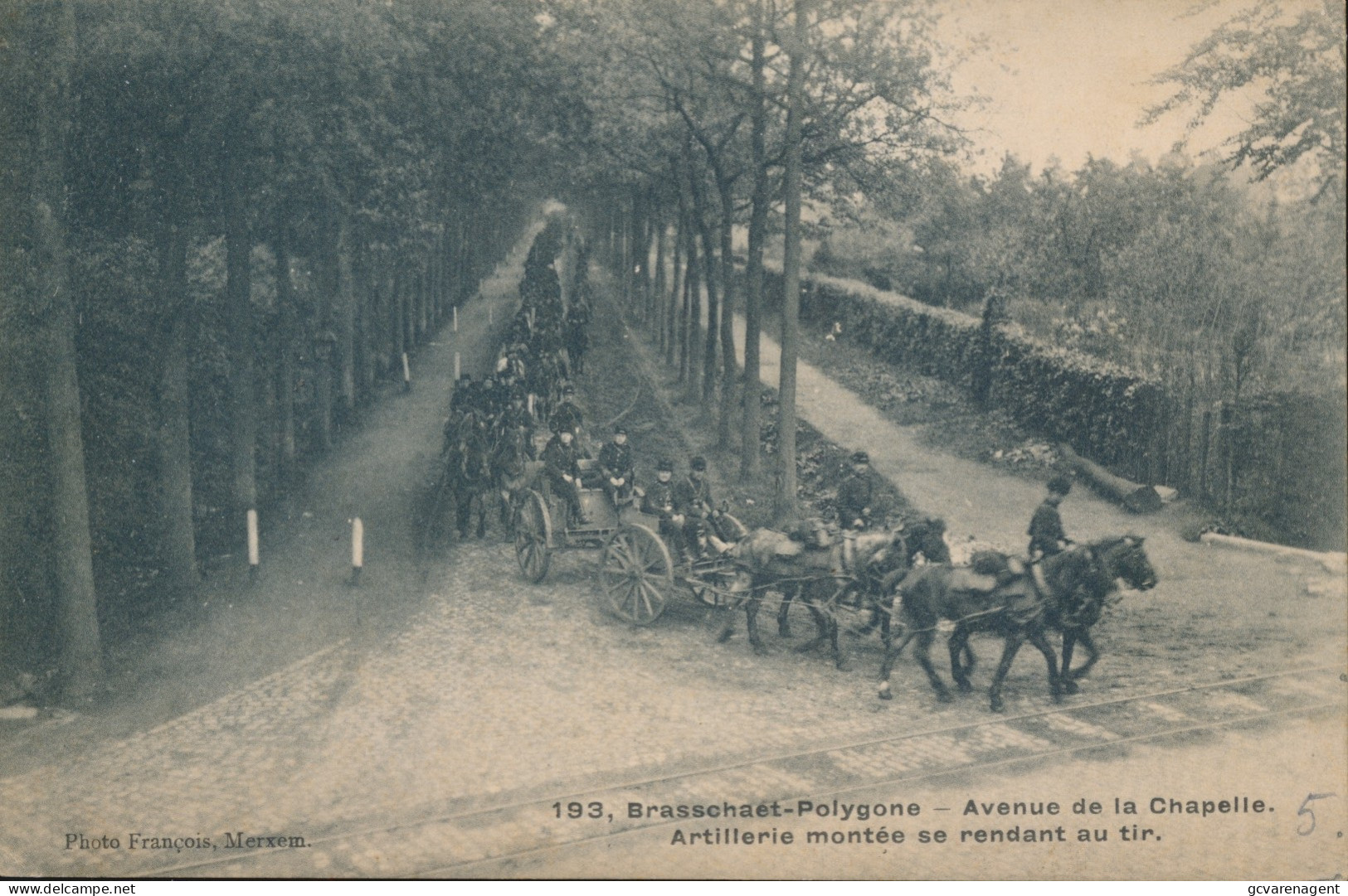 BRASSCHAET POLYGONE.  AVENUE DE CHAPELLE  ARTILLERIE MONTEE SE RENDANT AU TIR  2 SCANS - Other & Unclassified