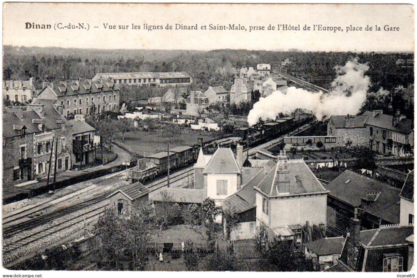 Frankreich, Dinan, Bahnhof Platz M. Lokomotive U. Hotel, Ungebr. Sw-AK - Gares - Sans Trains