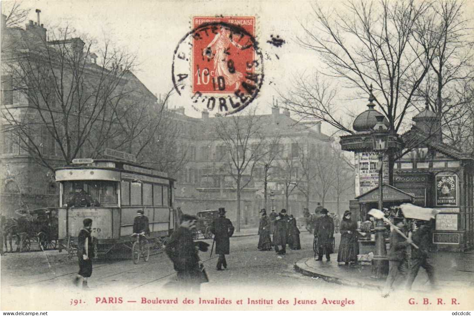 PARIS  Boulevard Des Invalides Et Institut Des Jeunes Aveugles Animée Tramway Colonne Morris RV - Distretto: 15