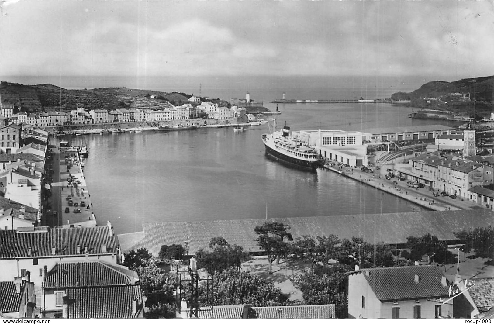 66 PORT VENDRES  Vue Générale Du Port Et La Nouvelle Gare Maritime   Cpsm  2 Scans - Port Vendres