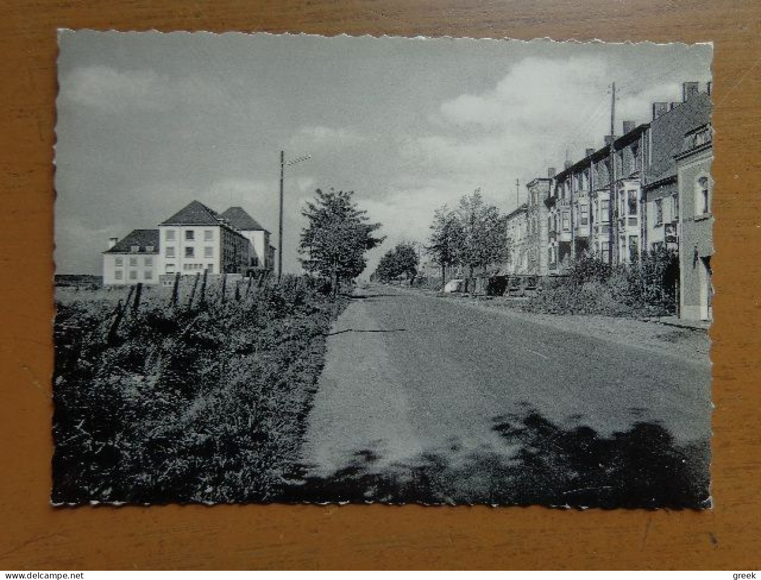 Bastogne: Chaussée D'Houffalize Et La Clinique -> Onbeschreven - Bastenaken
