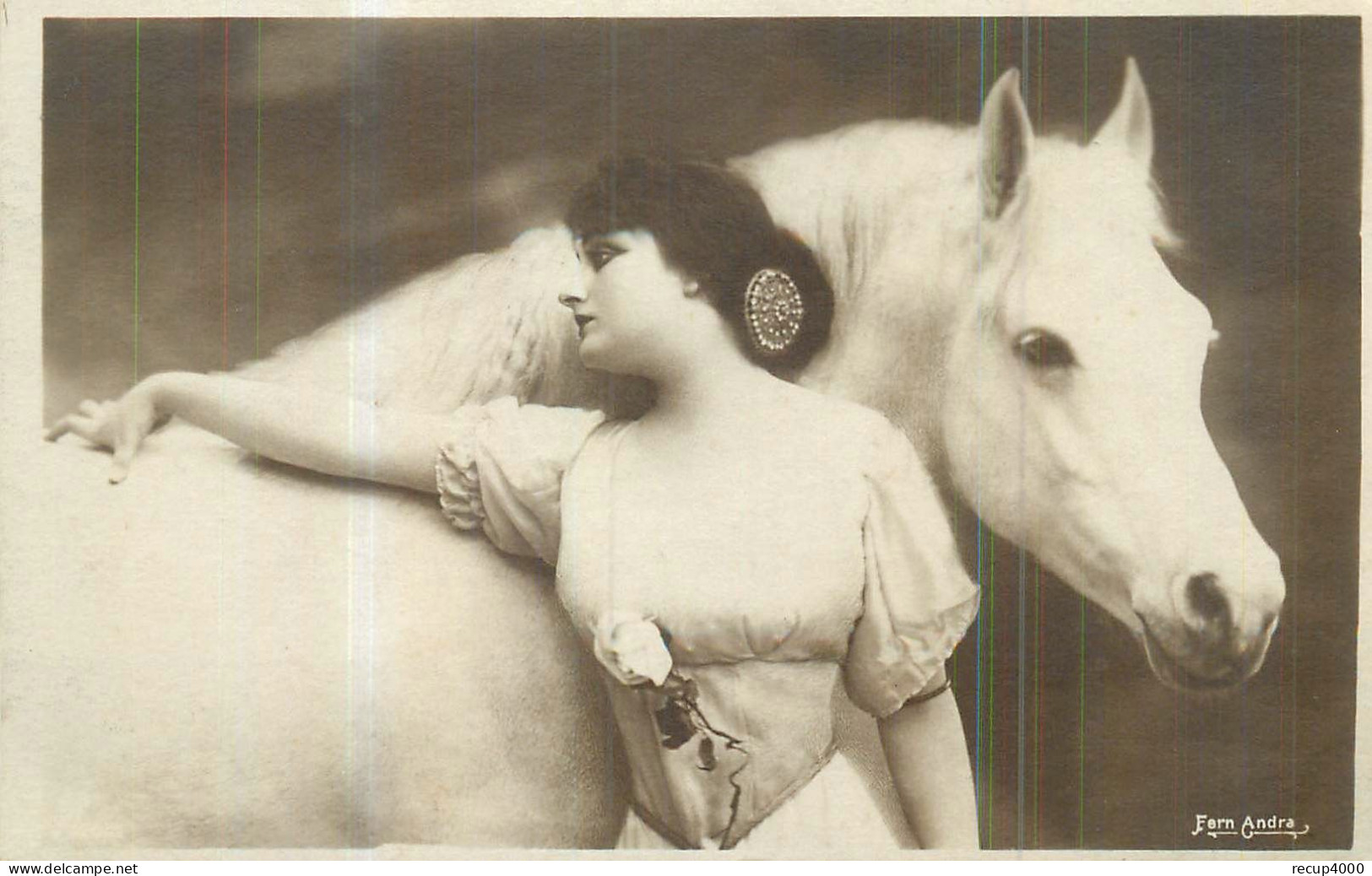 CHEVAUX  Une Femme Et Un Cheval  2 Scans - Paarden