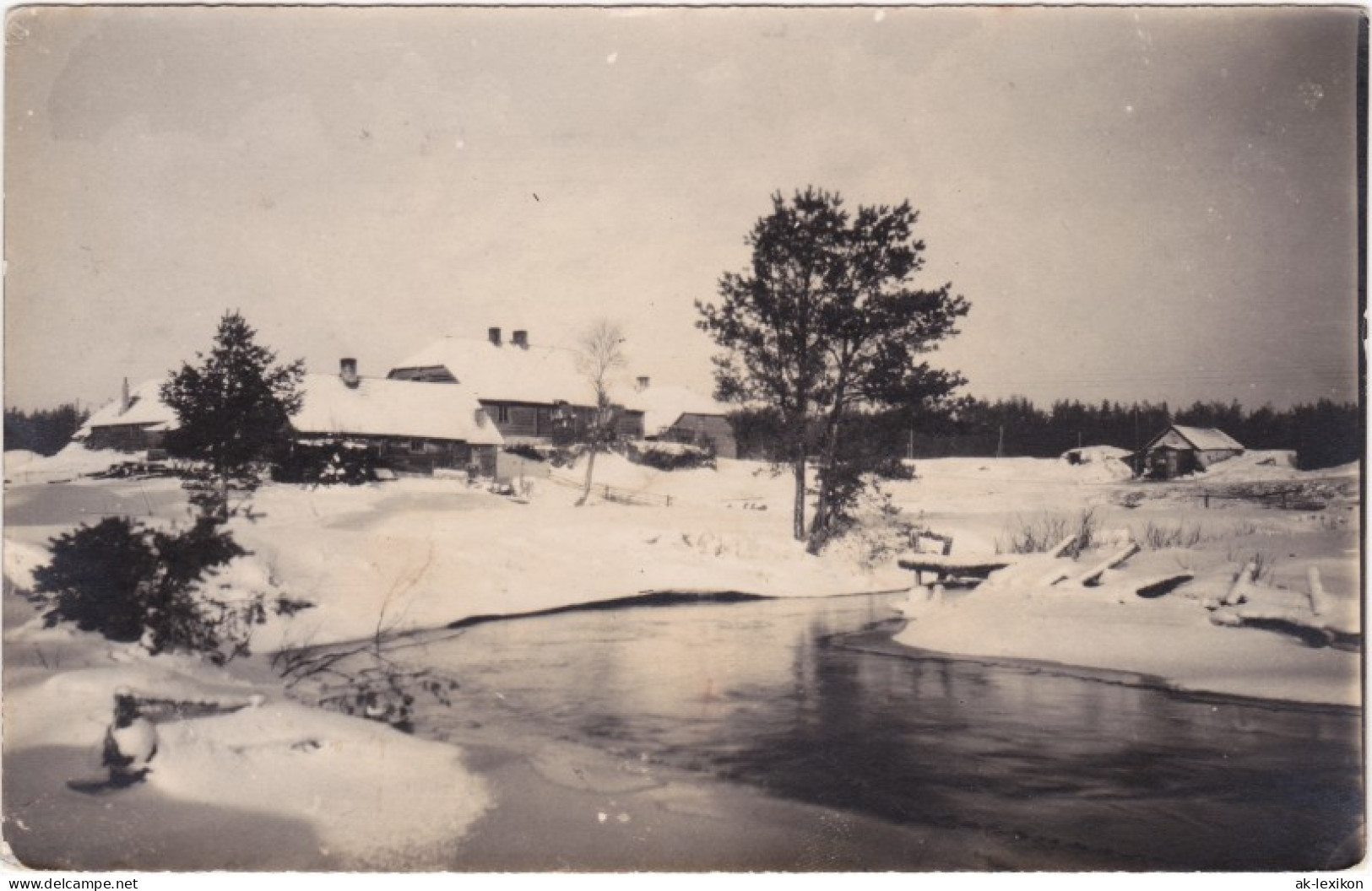 Ansichtskarte  Winterlicher Hof Vor Teich 1918 - A Identifier