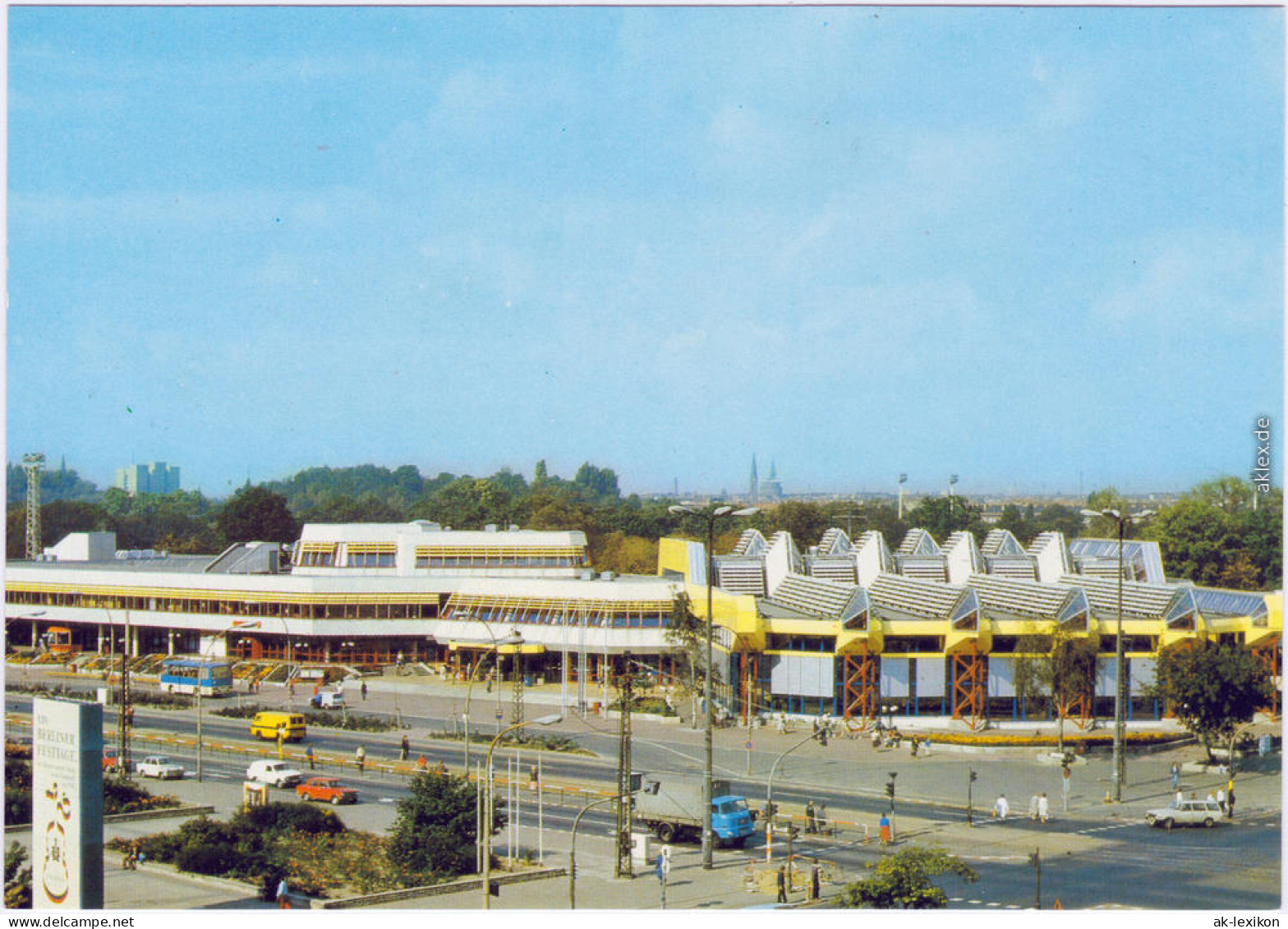 Friedrichshain Berlin Sport-Erholungszentrum, Leninallee 1982 BILD UND HEIMAT - Friedrichshain