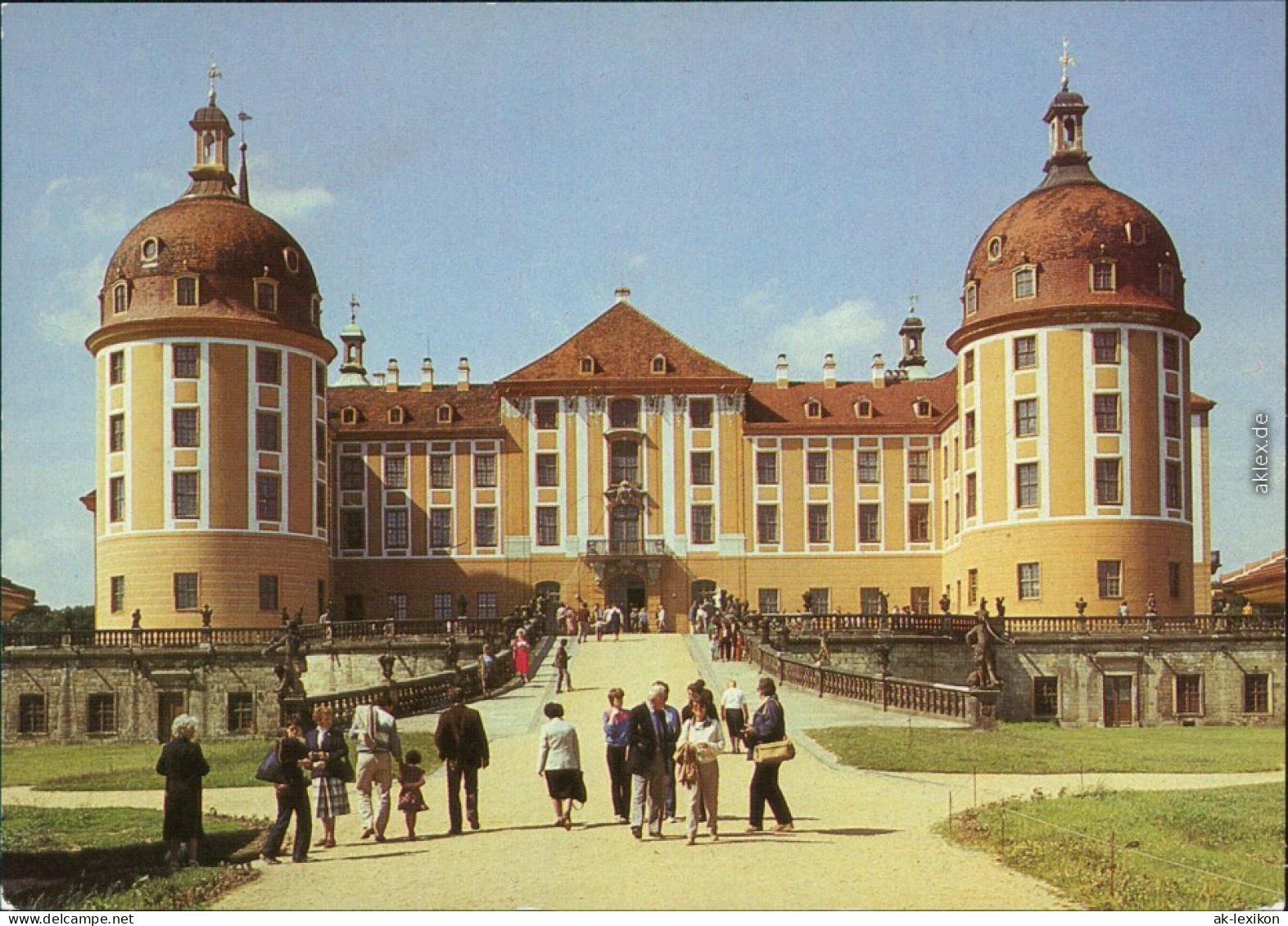 Ansichtskarte Moritzburg Kgl. Jagdschloss - Außenansicht Mit Besuchern 1987 - Moritzburg