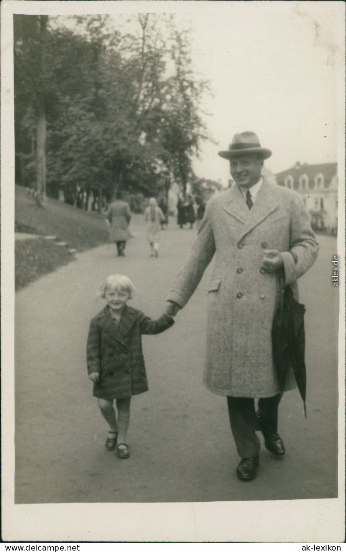 Ansichtskarte  Menschen / Soziales Leben - Familienfotos 1963  - Groupes D'enfants & Familles