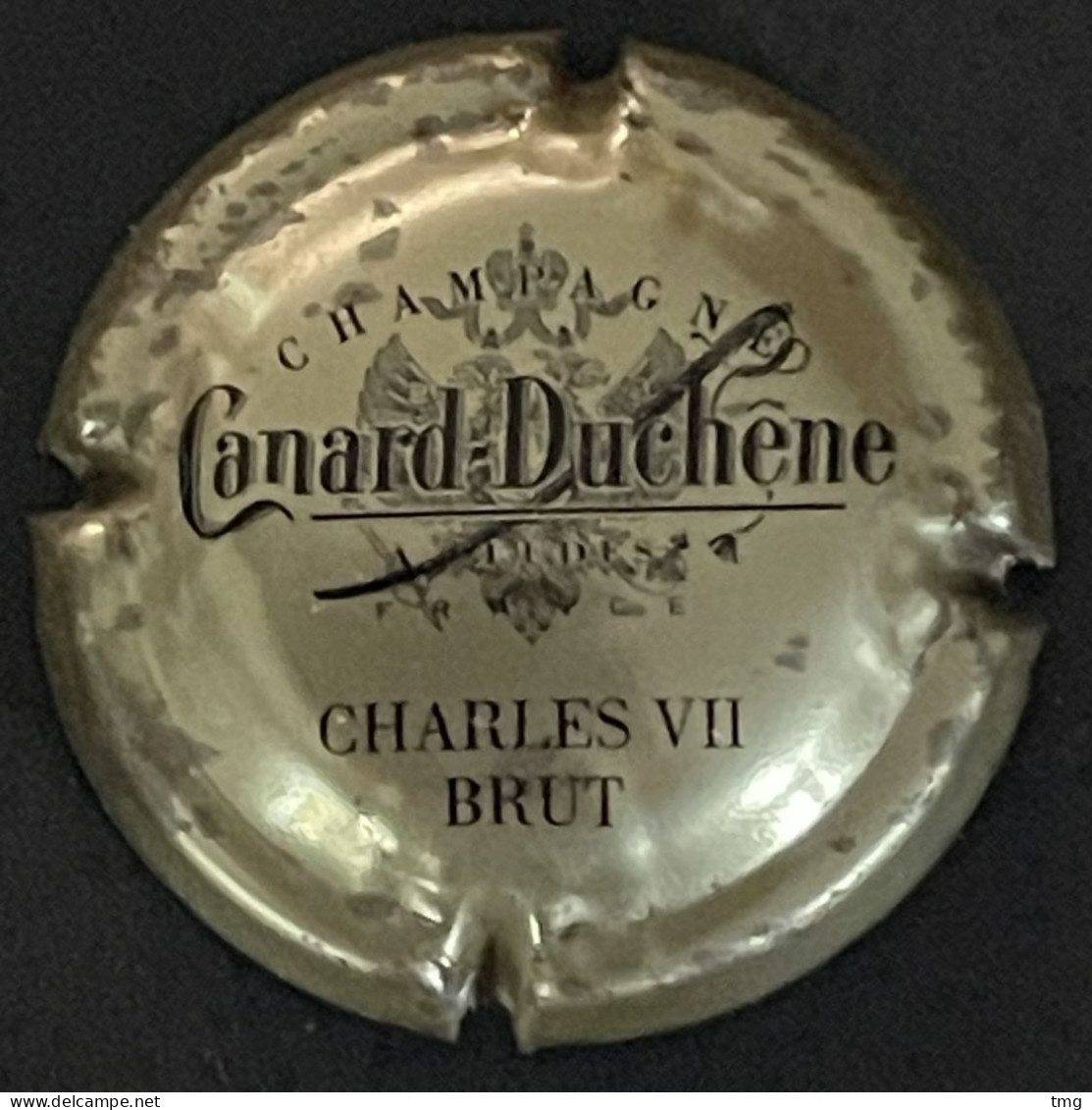 102 - 70 - Canard-Duchêne, Or, Charles VII Brut - Tâchée (côte 2 €) Capsule De Champagne - Canard Duchêne