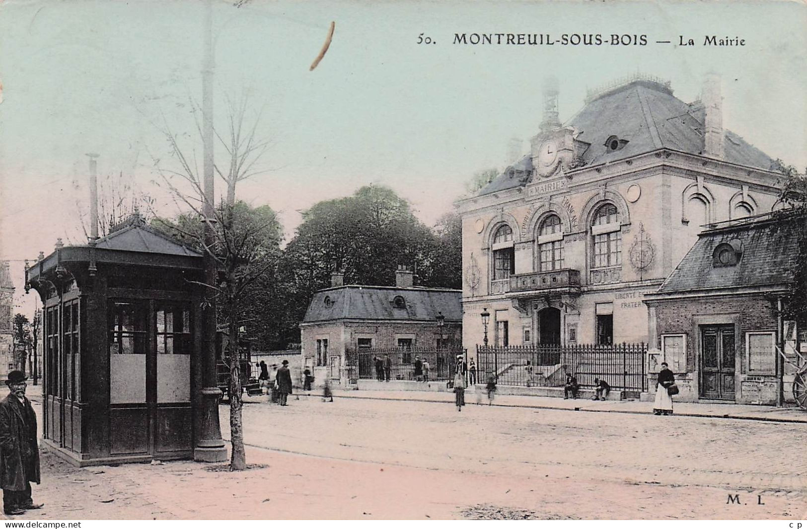 Montreuil  -  Mairie - Station - Tramway -  CPA °J - Montreuil