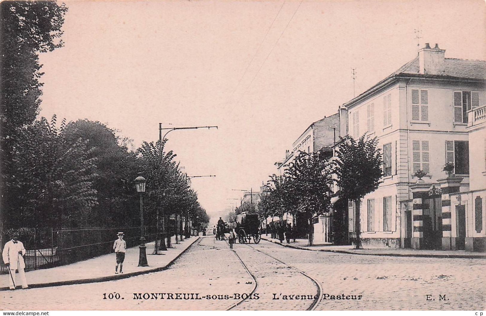 Montreuil  - L'Avenue Pasteur -  CPA °J - Montreuil