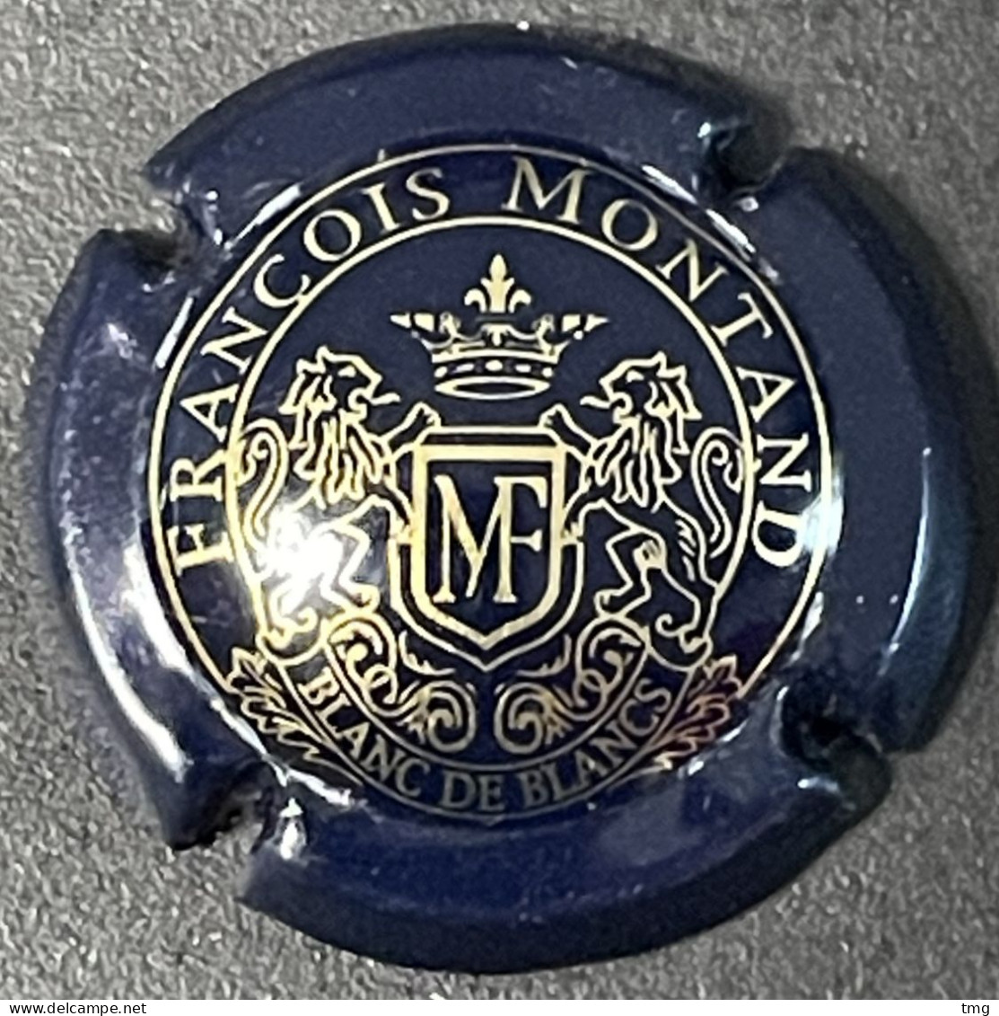 342 - 1 - Montand François, Bleu Et Or Blanc De Blancs, Avec Cédille Capsule De Champagne - Autres & Non Classés