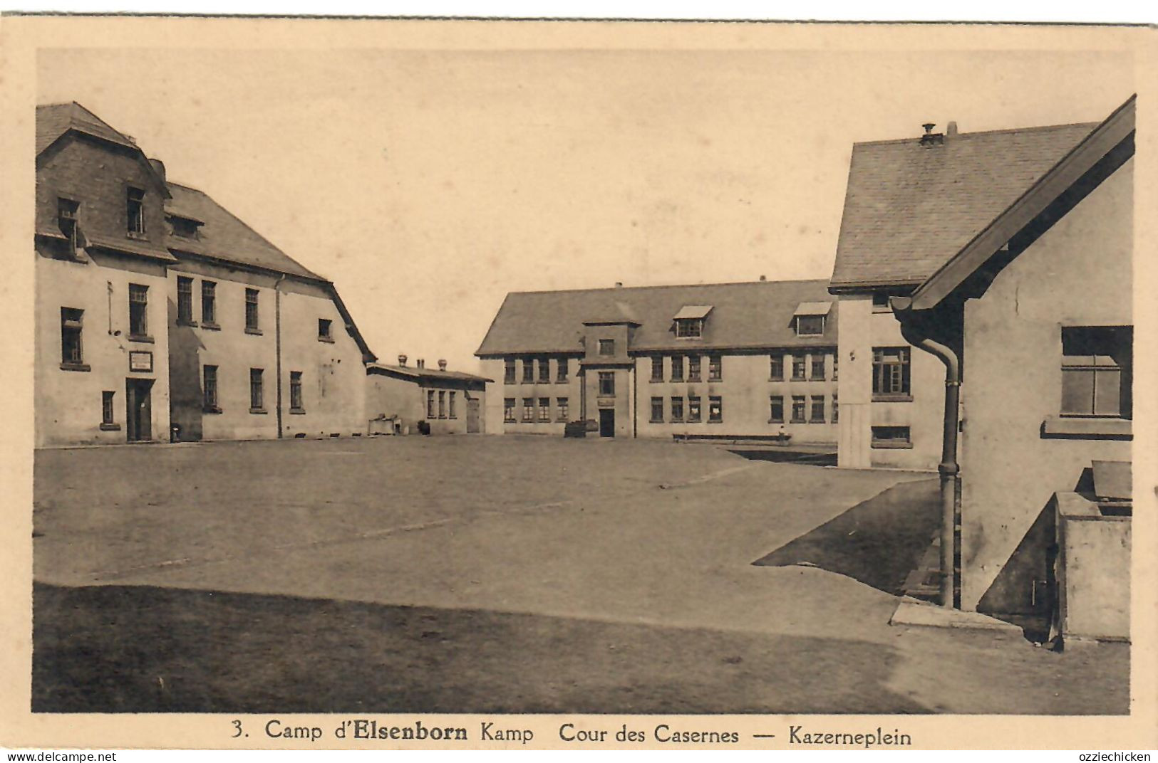 Elsenborn Camp Cour Des Casernes - Elsenborn (Kamp)