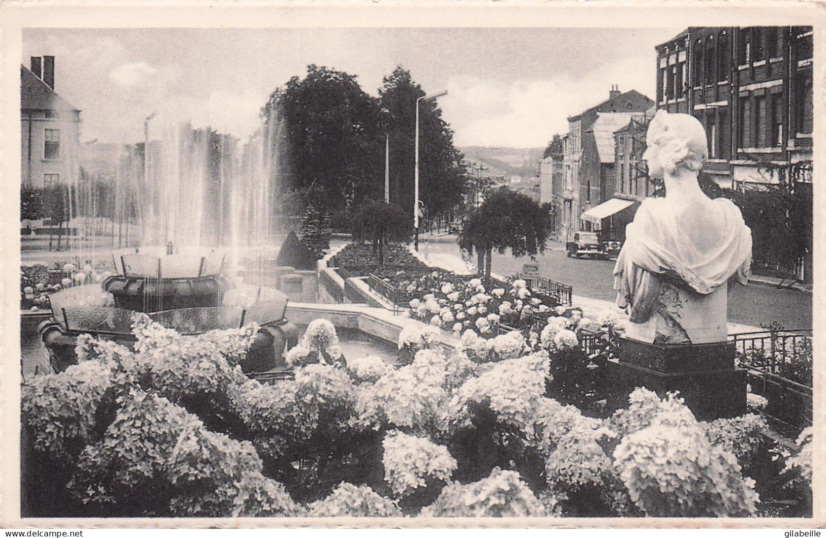 ARLON -  Square Astrid - Statue De La Reine Astrid - Aarlen