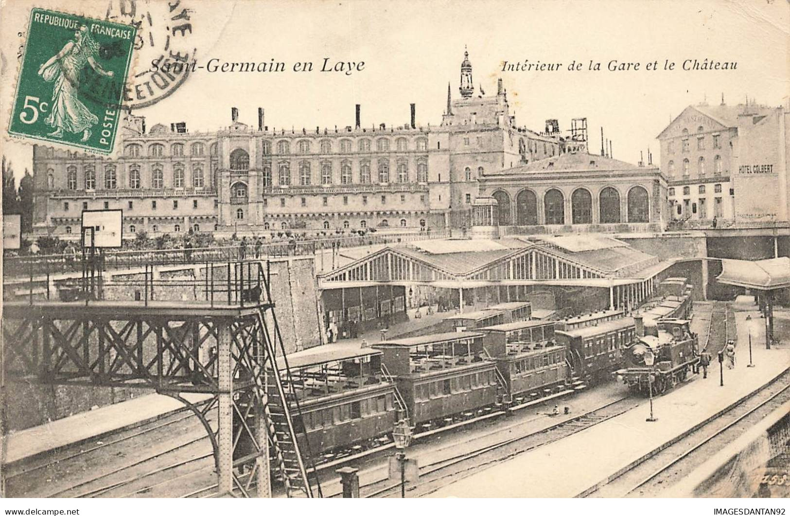 78 SAINT GERMAIN EN LAYE AG#MK457 INTERIEUR DE LA GARE ET LE CHATEAU TRAIN - St. Germain En Laye (Kasteel)