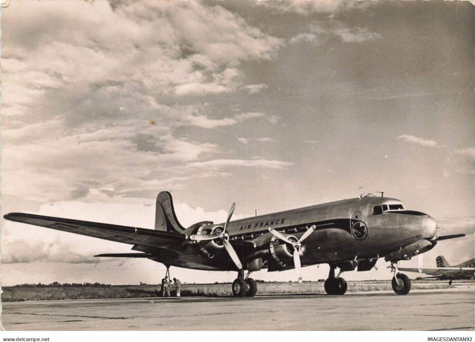 AVIATION AL#AL00497 PHOTO AVION DOUGLAS DC SKYMASTER EN SERVICE SUR LES LIGNES AIR FRANCE - 1939-1945: 2a Guerra