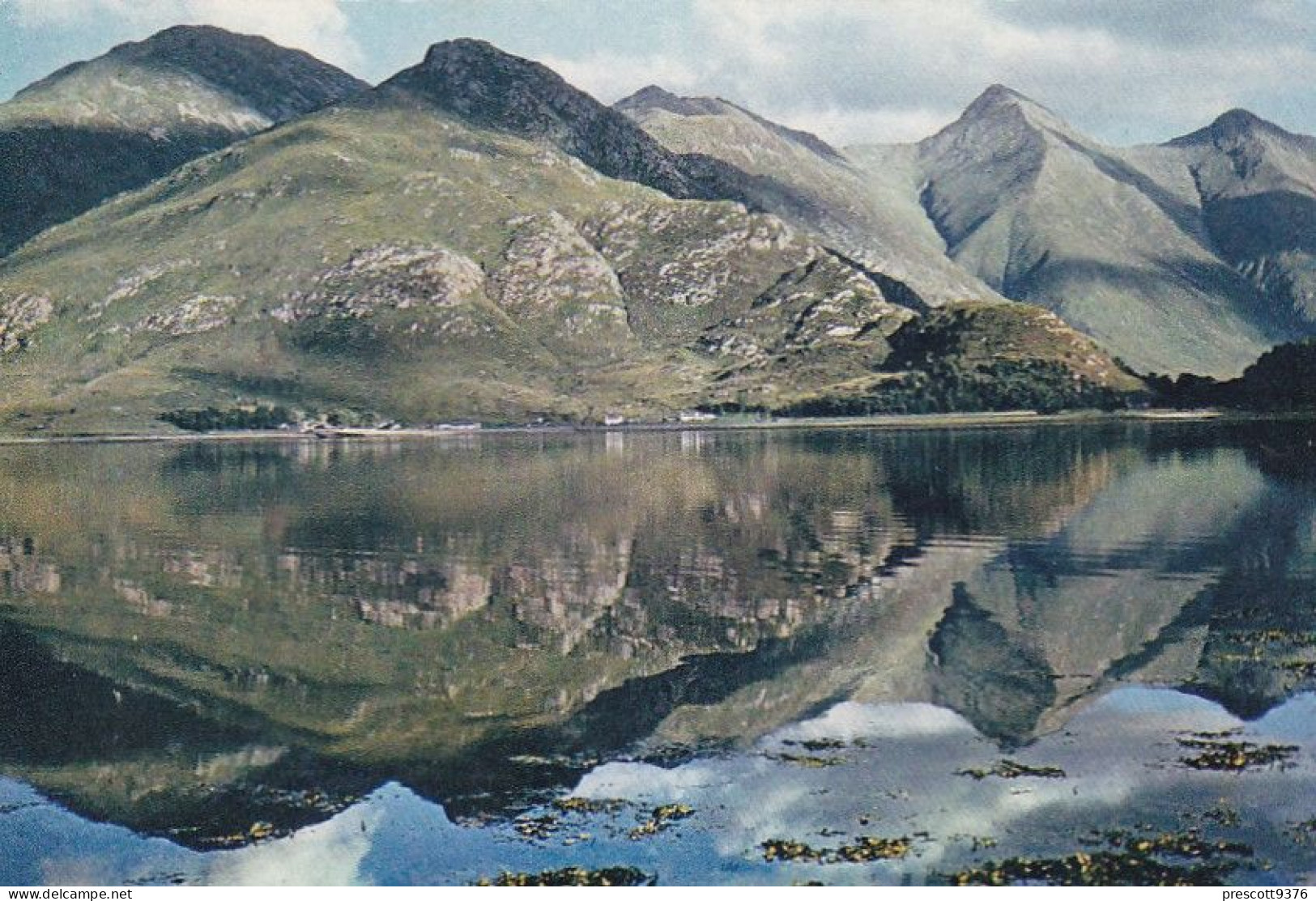 The Five Sisters Of Kintail - Scotland -  Unused Postcard -  Uk44 - J Arthur Dixon - Otros & Sin Clasificación