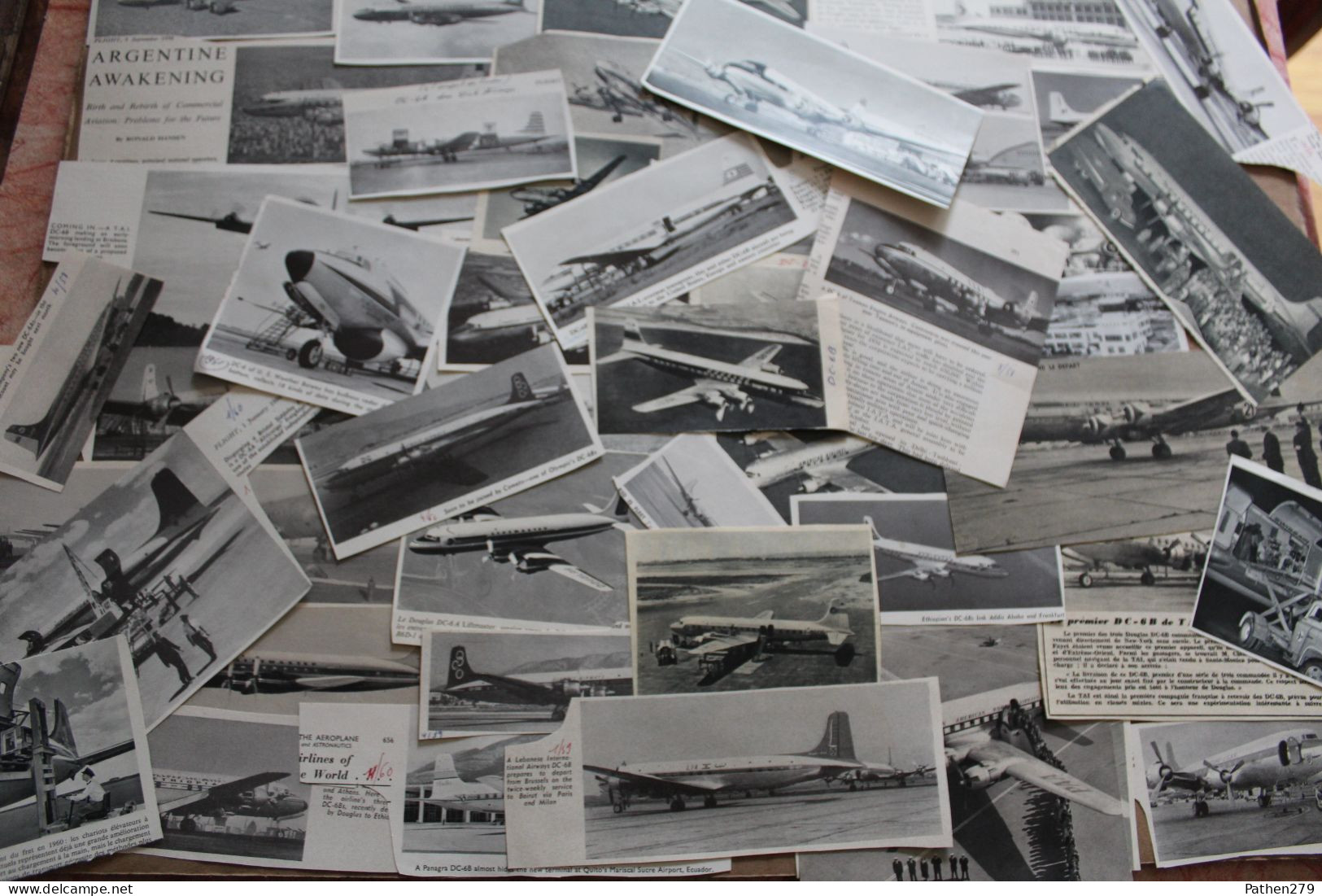 Lot De 215g D'anciennes Coupures De Presse De L'aéronef Américain Douglas DC-6 Et Sa Version Militaire C-118 - Luchtvaart