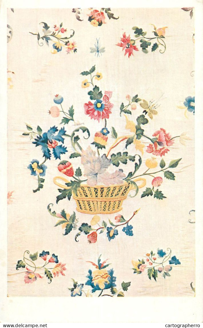 Coverlet (detail Aspect) Wool Embroidery On Cotton Floral Motif - Autres & Non Classés